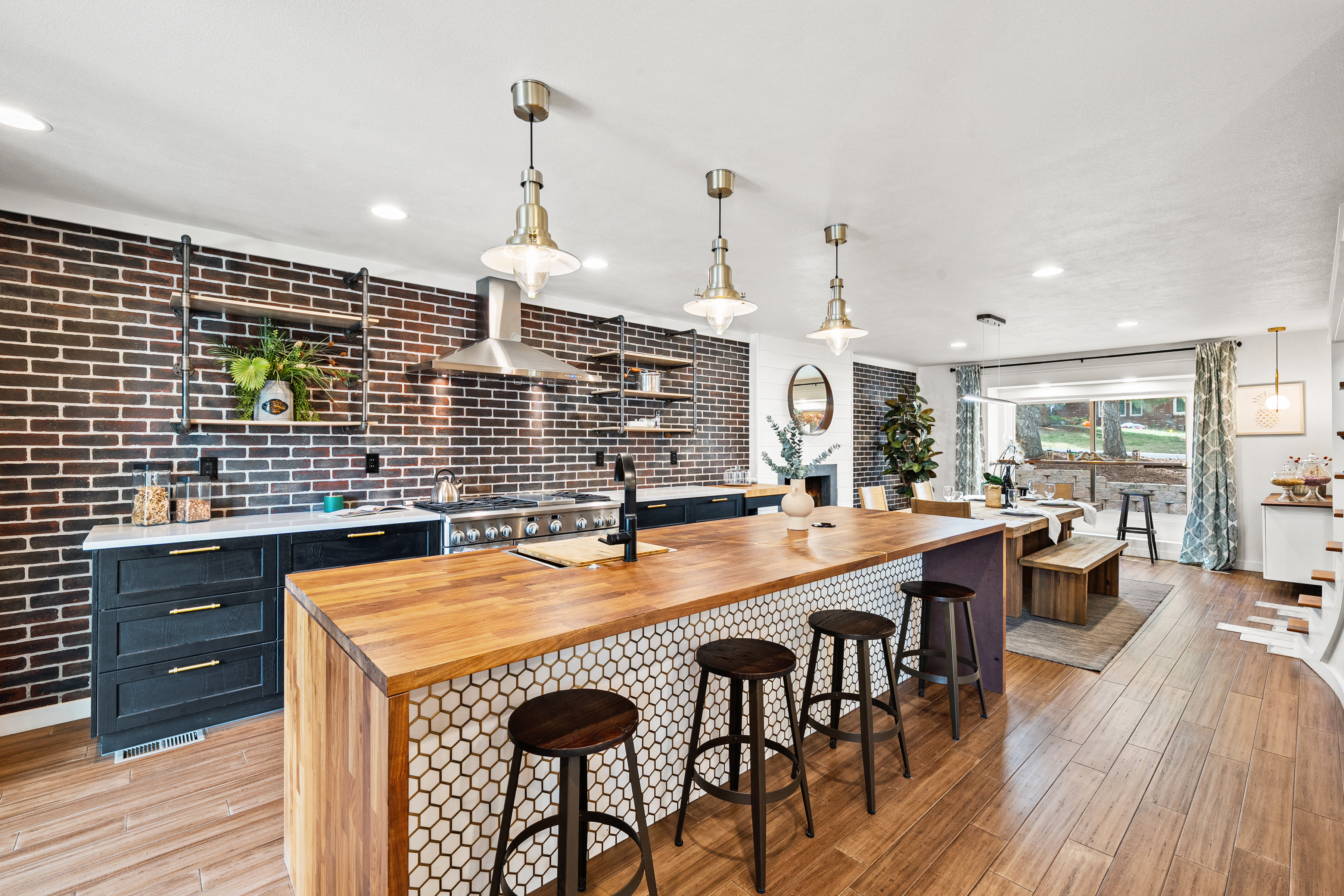  Reimagined Industrial Farmhouse in The Hills at Cherry Creek - 物件實景