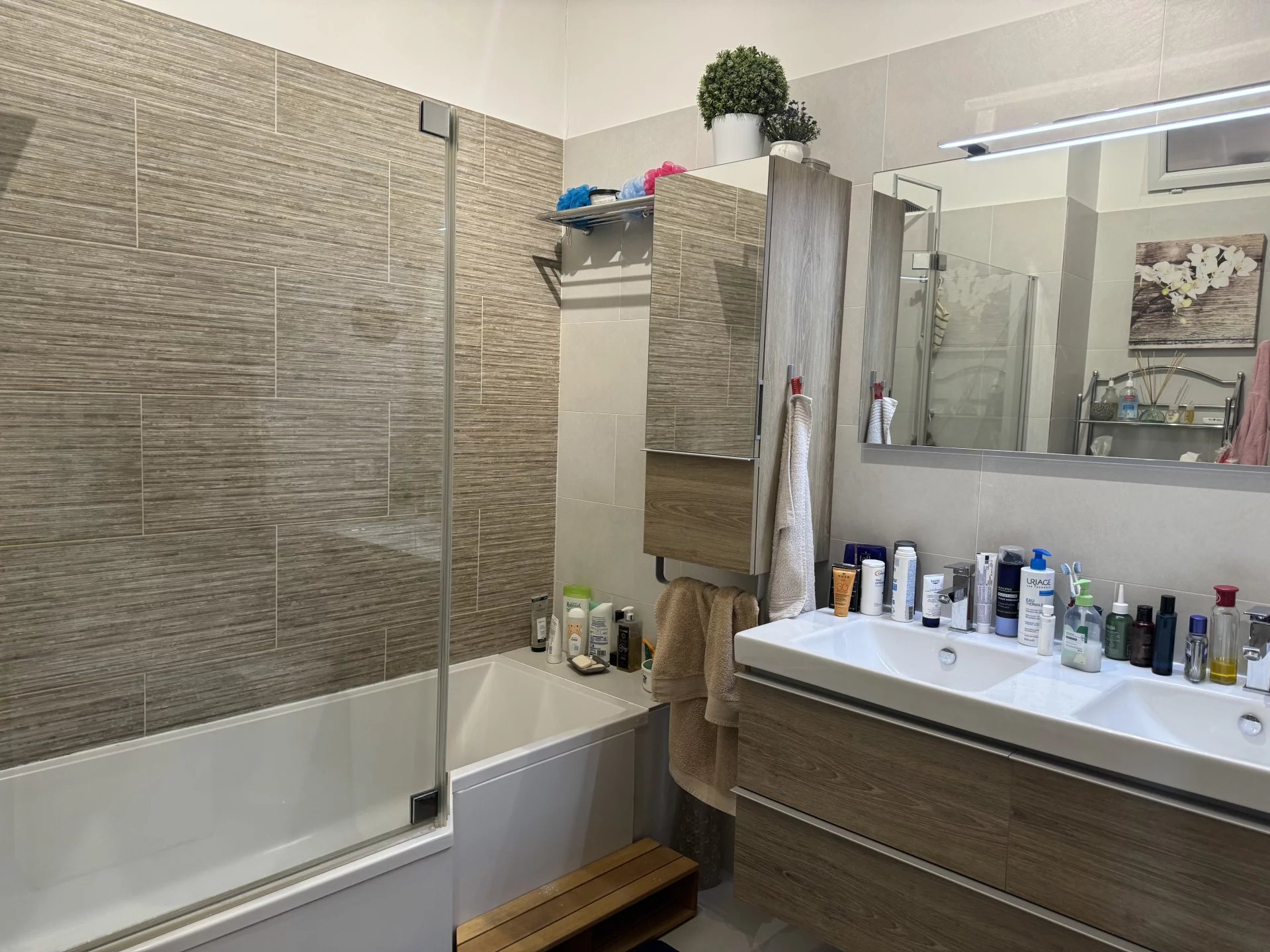 Nice, Provence-Alpes-Côte d’Azur, 06000, FR, 5 Bedrooms Bedrooms, ,3 BathroomsBathrooms,Residential,For Sale,1609184