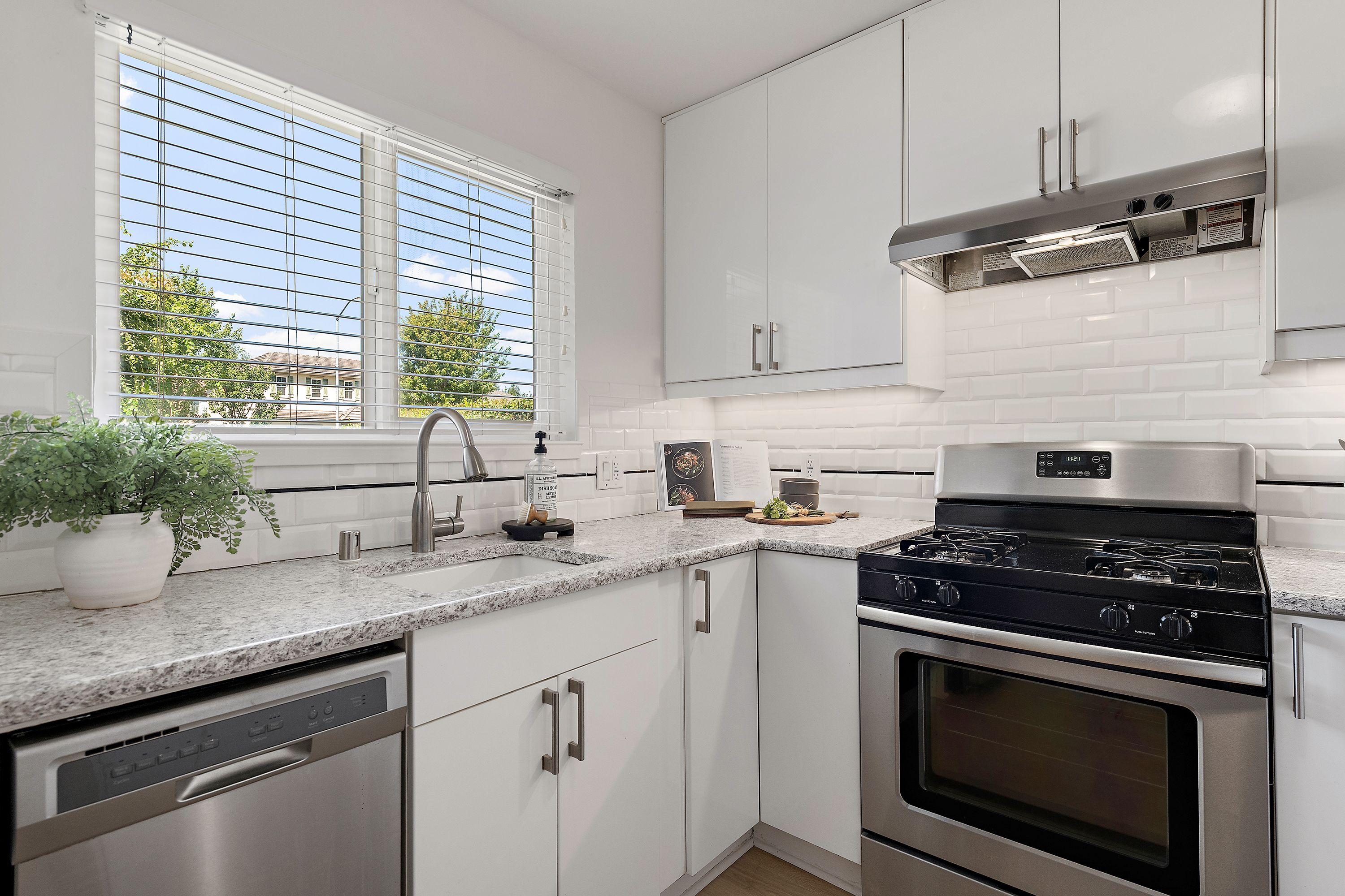  Turnkey Duplex in Prime Campbell - 物件實景