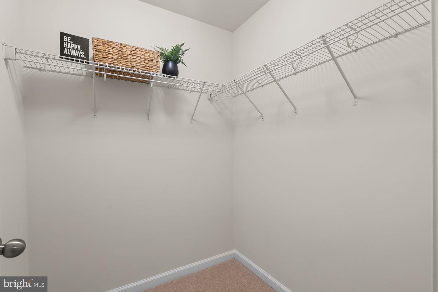 Elkridge, Maryland, 21075, United States, 4 Bedrooms Bedrooms, ,4 BathroomsBathrooms,Residential,For Sale,2002050