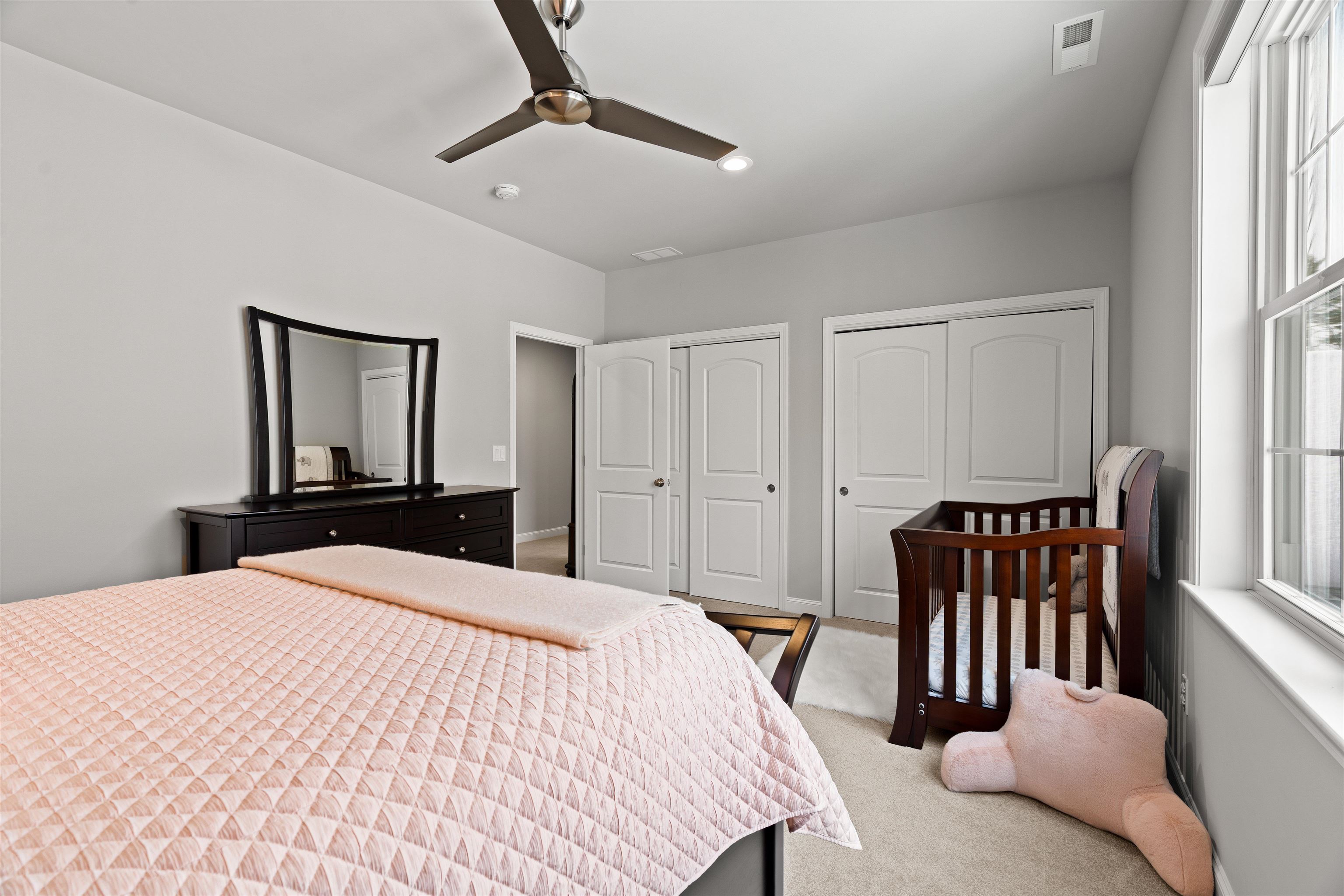 Manchester, New Hampshire, 03102, United States, 3 Bedrooms Bedrooms, ,3 BathroomsBathrooms,Residential,For Sale,2003193