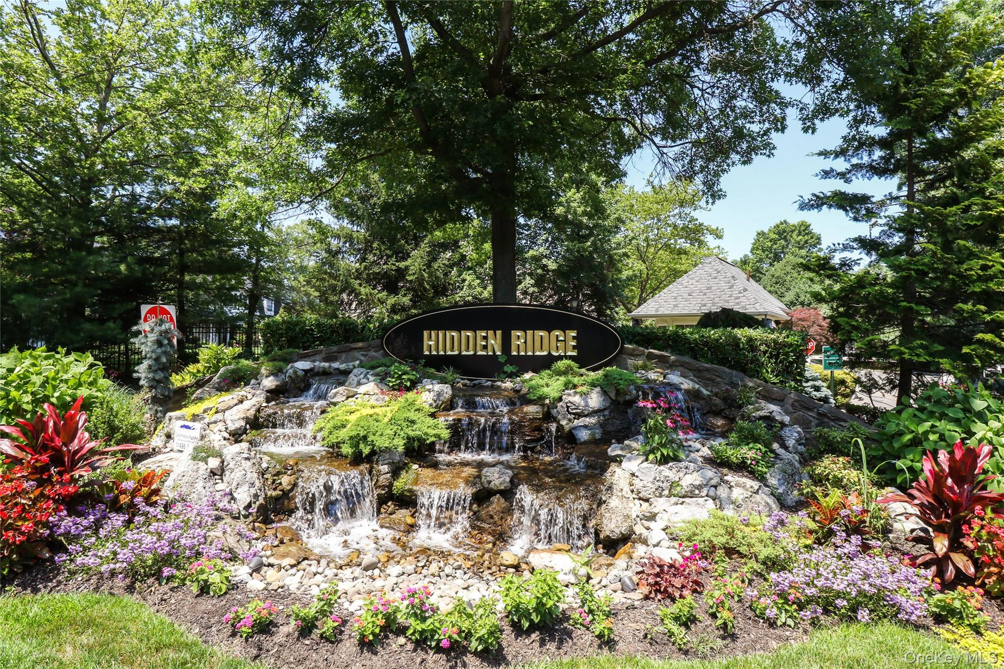  215 Summit Way, Syosset, NY, 11791 - 物件實景