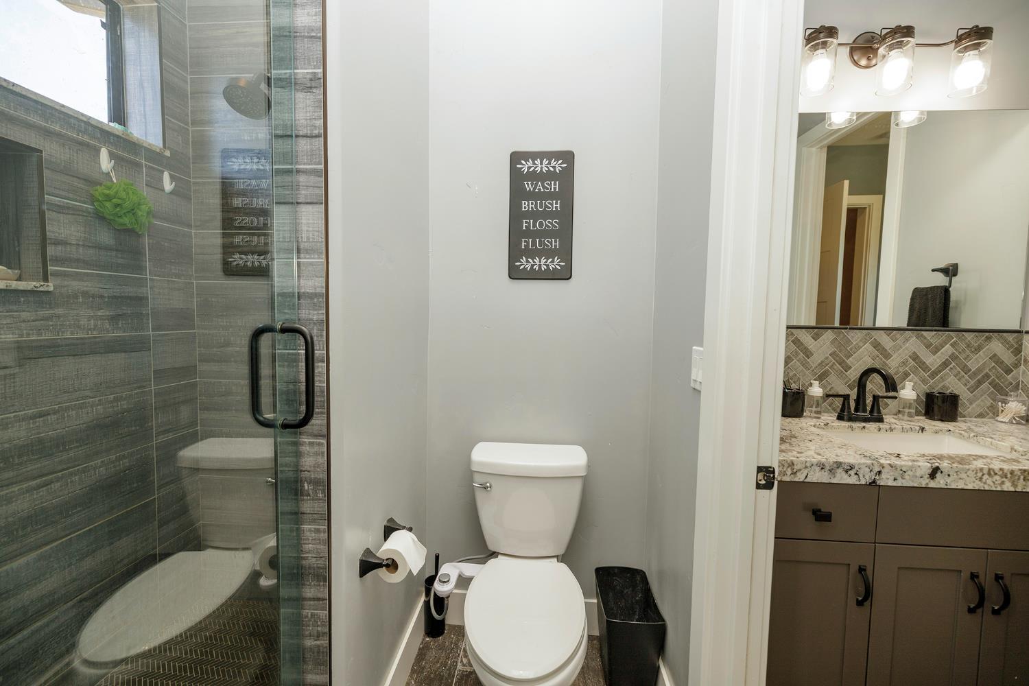 Hilmar, California, 95324, United States, 4 Bedrooms Bedrooms, ,4 BathroomsBathrooms,Residential,For Sale,1983314