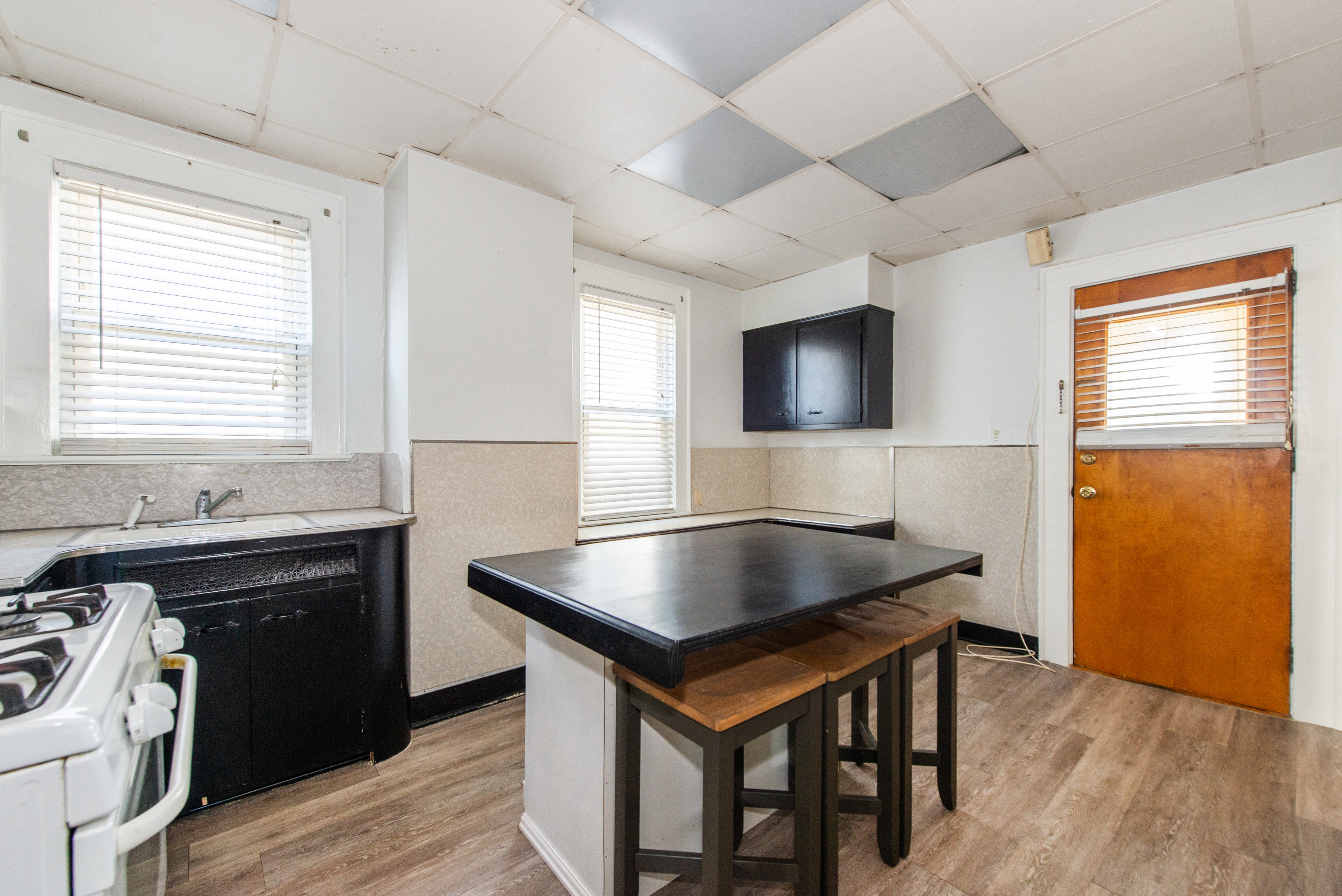 Belleville, New Jersey, 07109, United States, 4 Bedrooms Bedrooms, ,2 BathroomsBathrooms,Residential,For Sale,1977924