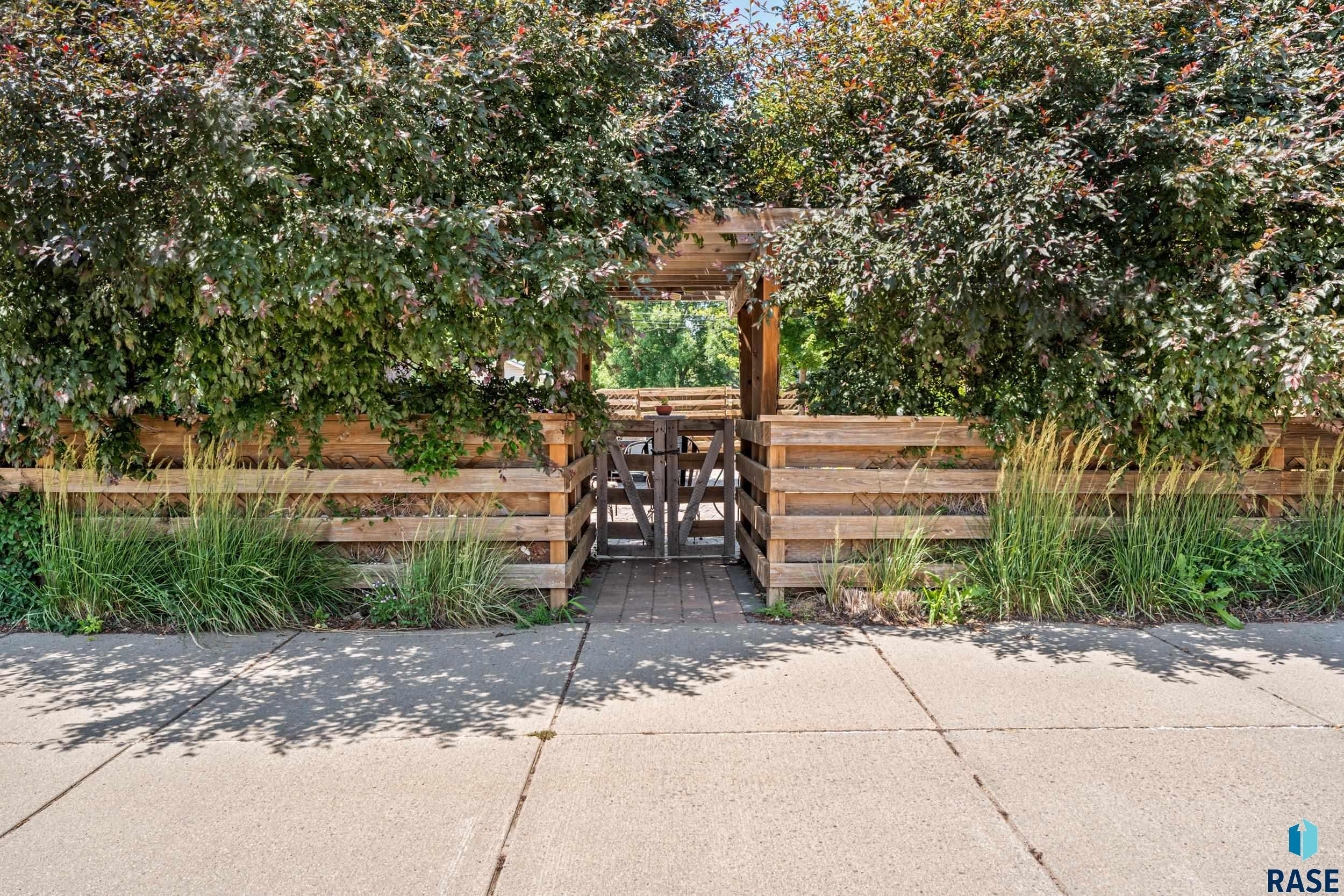 Hartford, South Dakota, 57033, United States, ,Residential,For Sale,1974524