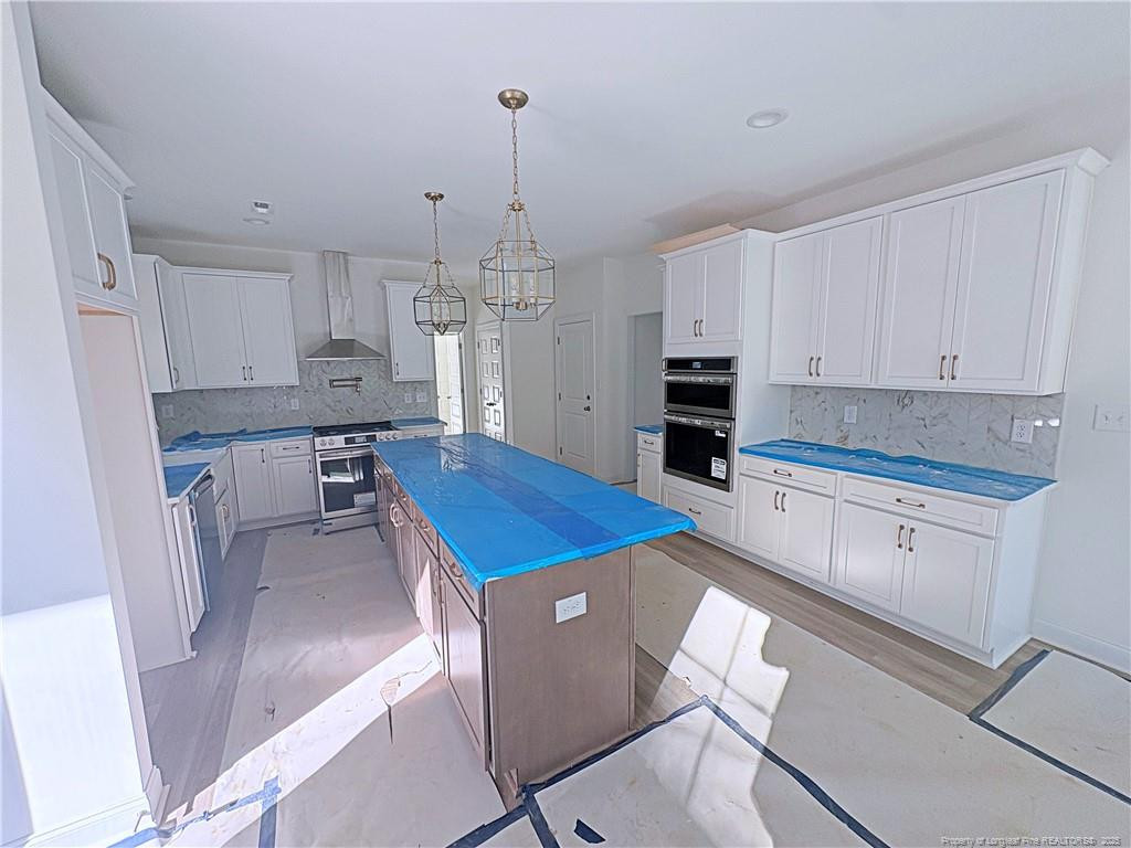 Fayetteville, North Carolina, 28303, United States, 5 Bedrooms Bedrooms, ,3 BathroomsBathrooms,Residential,For Sale,1993159