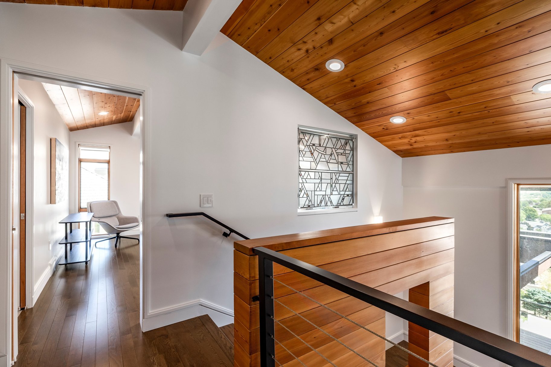  Stunning Contemporary Home with Commanding Views - 物件實景