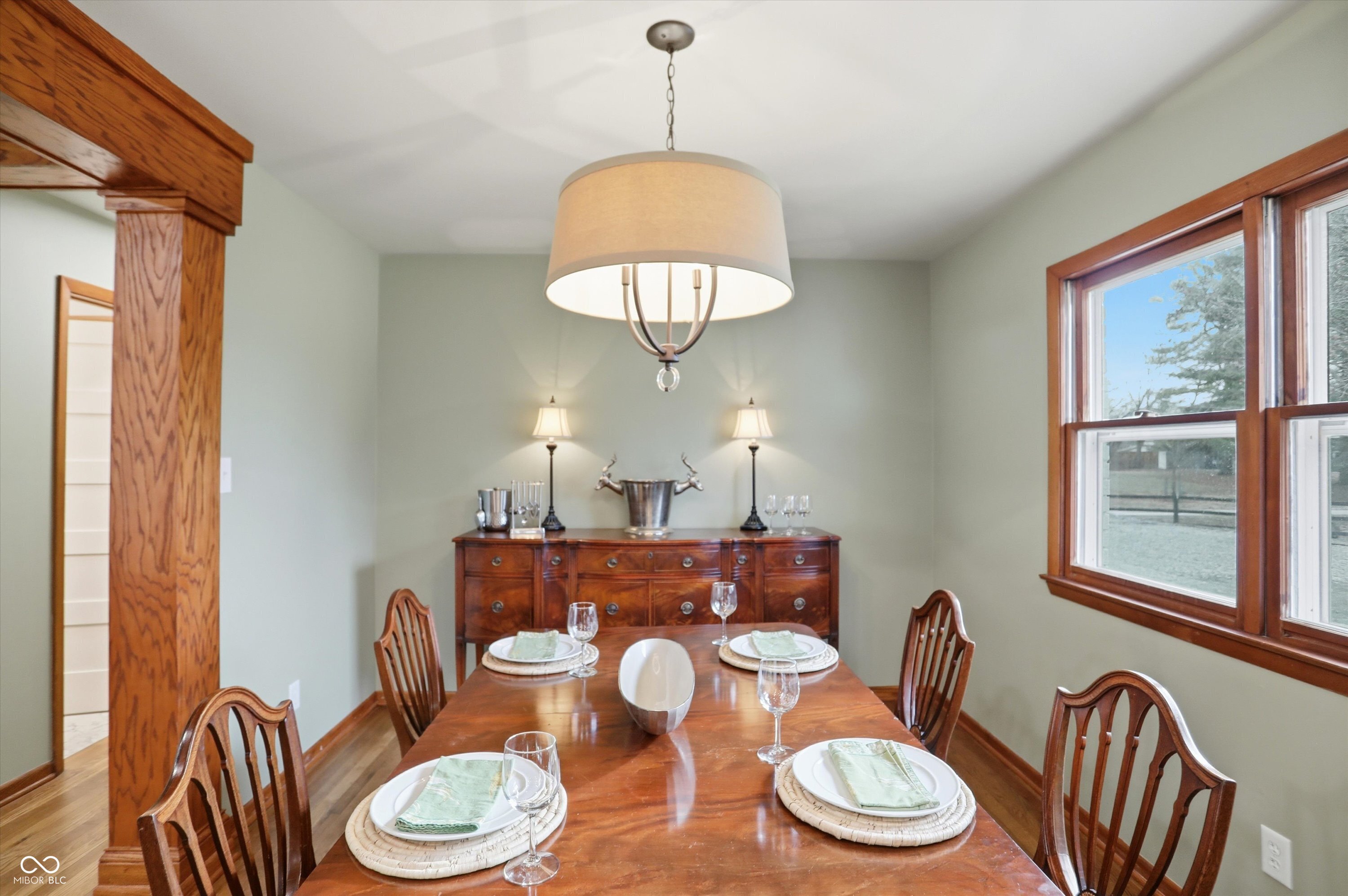 Zionsville, Indiana, 46077, United States, 3 Bedrooms Bedrooms, ,2 BathroomsBathrooms,Residential,For Sale,2008778