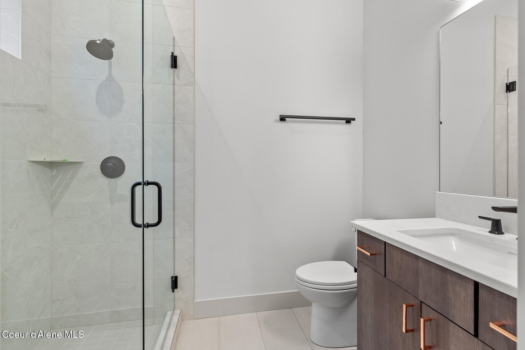 Coeur d'Alene, Idaho, 83814, United States, 3 Bedrooms Bedrooms, ,4 BathroomsBathrooms,Residential,For Sale,2002560