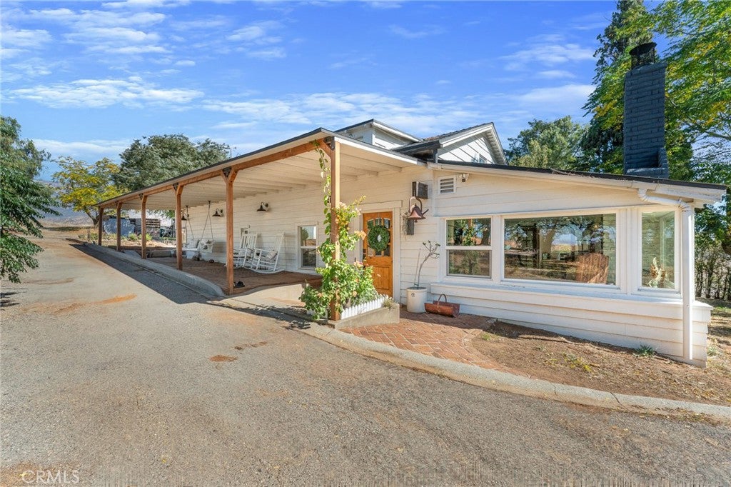 Banning, California, 92220, United States, 6 Bedrooms Bedrooms, ,4 BathroomsBathrooms,Residential,For Sale,1977497