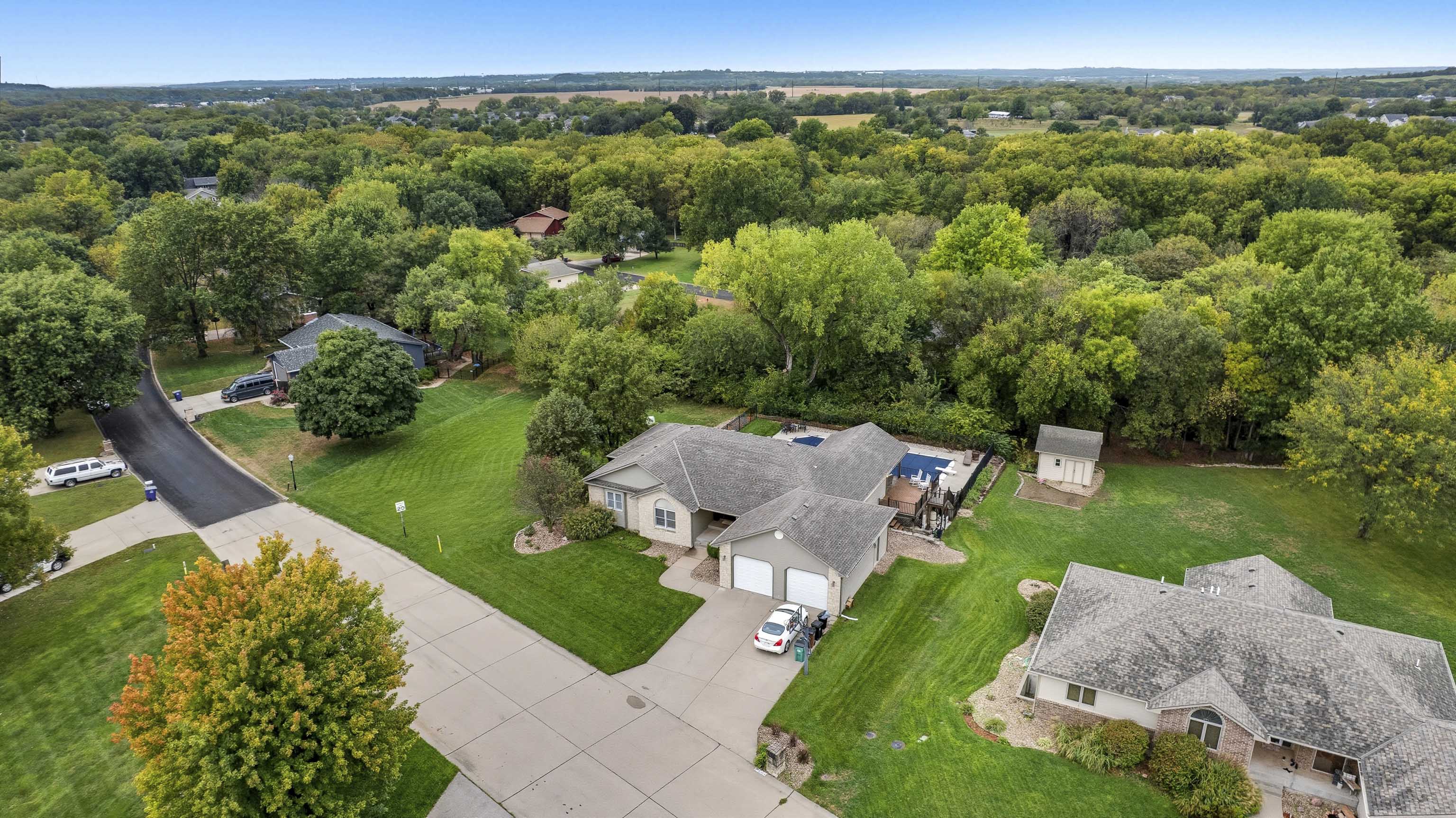 Manhattan, Kansas, 66502, United States, 5 Bedrooms Bedrooms, ,3 BathroomsBathrooms,Residential,For Sale,1960988