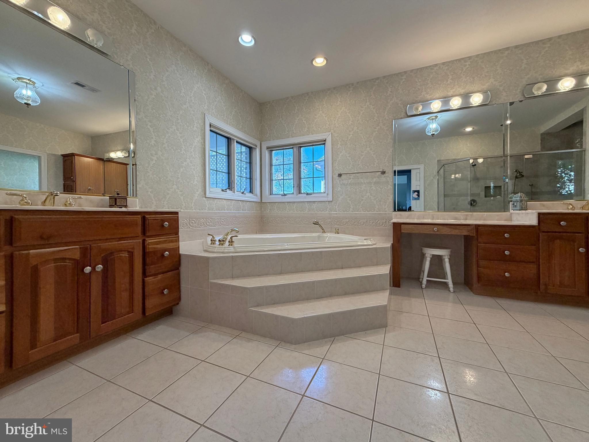 Issue, Maryland, 20645, United States, 4 Bedrooms Bedrooms, ,5 BathroomsBathrooms,Residential,For Sale,2000316