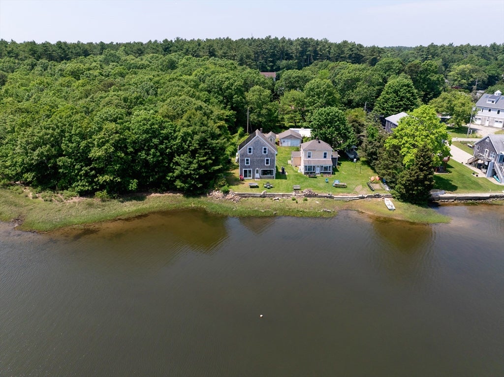 Marion, Massachusetts, 02738, United States, 4 Bedrooms Bedrooms, ,2 BathroomsBathrooms,Residential,For Sale,1851346
