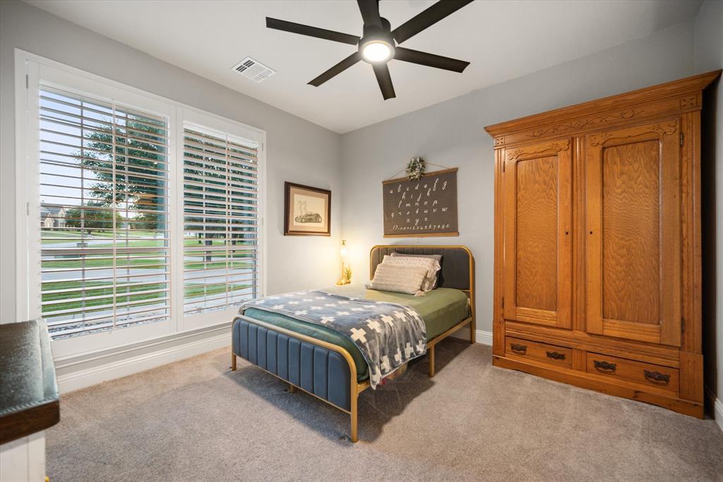 Weatherford, Texas, 76087, United States, 4 Bedrooms Bedrooms, ,4 BathroomsBathrooms,Residential,For Sale,1944722