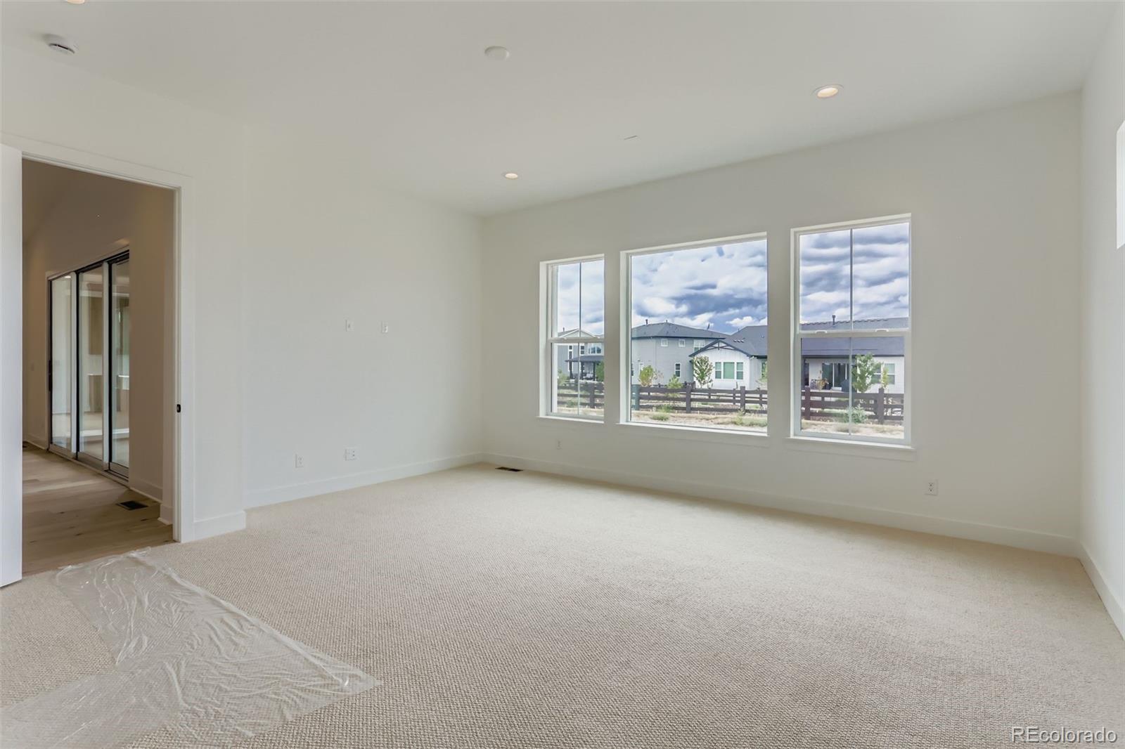 Castle Rock, Colorado, 80108, United States, 3 Bedrooms Bedrooms, ,3 BathroomsBathrooms,Residential,For Sale,1837233