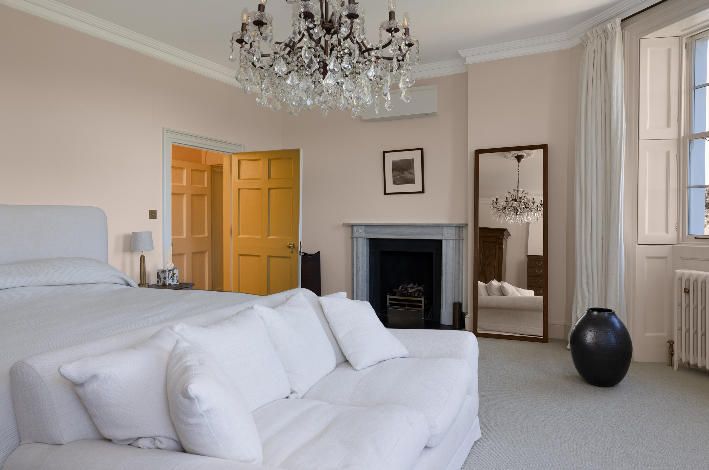  A Grade II Listed A Grade II Listed Riverside House with Gardens to the Thames - 物件實景