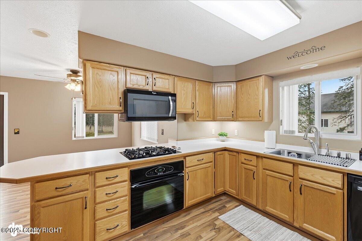 Kenai, Alaska, 99611, United States, 4 Bedrooms Bedrooms, ,2 BathroomsBathrooms,Residential,For Sale,1985692