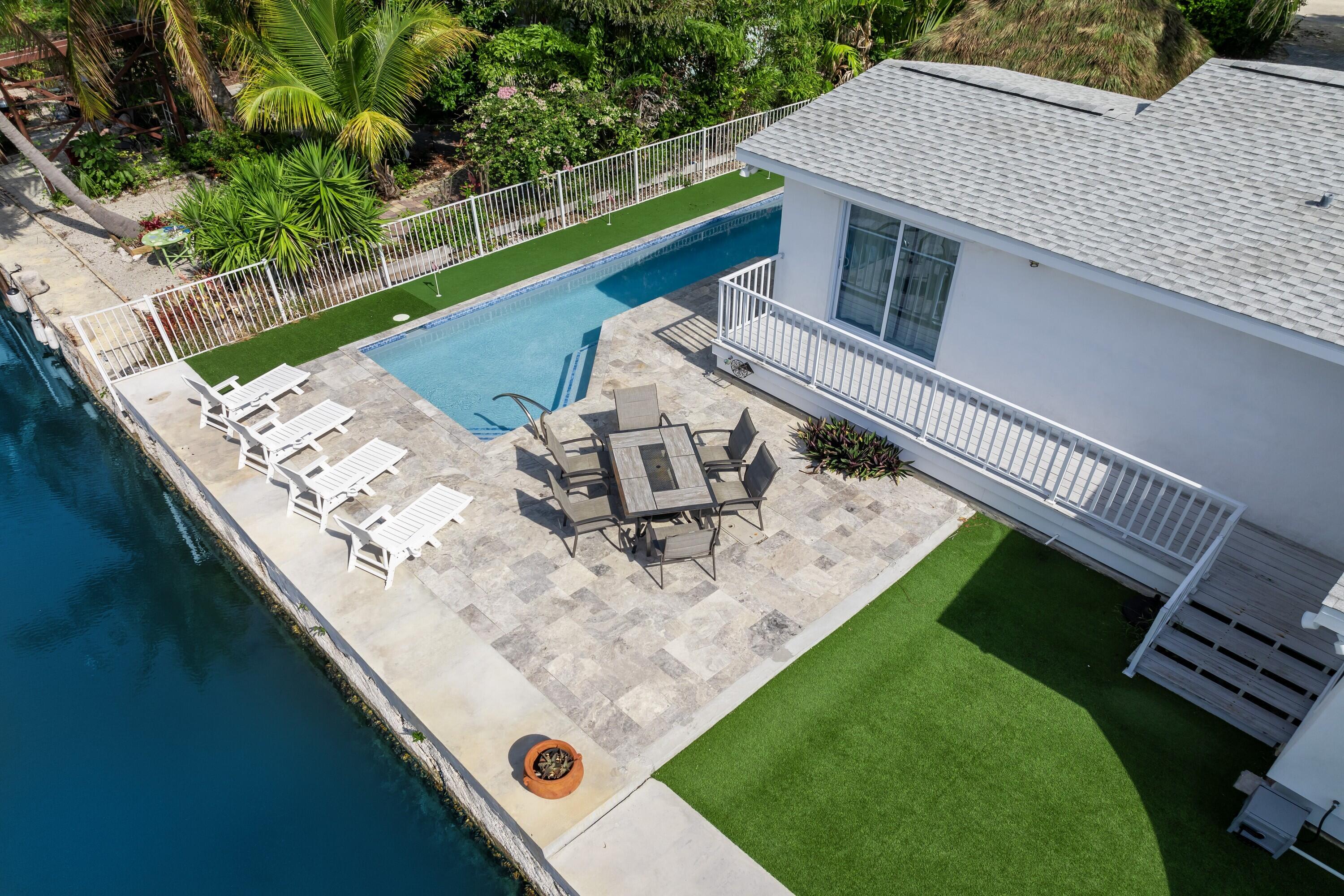 MARATHON, Florida, 33050, United States, 5 Bedrooms Bedrooms, ,4 BathroomsBathrooms,Residential,For Sale,1837177