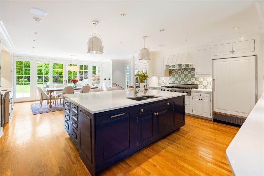 Brookline, Massachusetts, 02445, United States, 6 Bedrooms Bedrooms, ,8 BathroomsBathrooms,Residential,For Sale,1839971