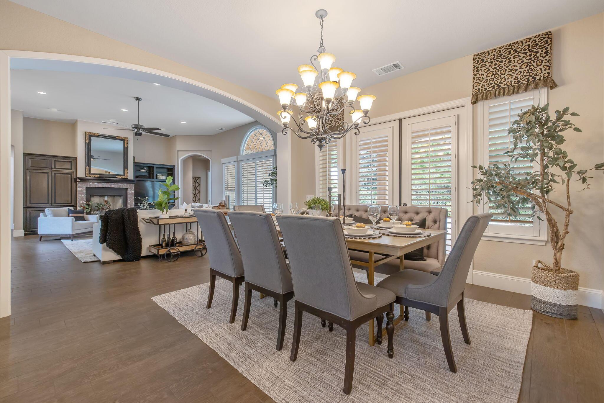 Visalia, California, 93277, United States, 3 Bedrooms Bedrooms, ,2 BathroomsBathrooms,Residential,For Sale,2048559