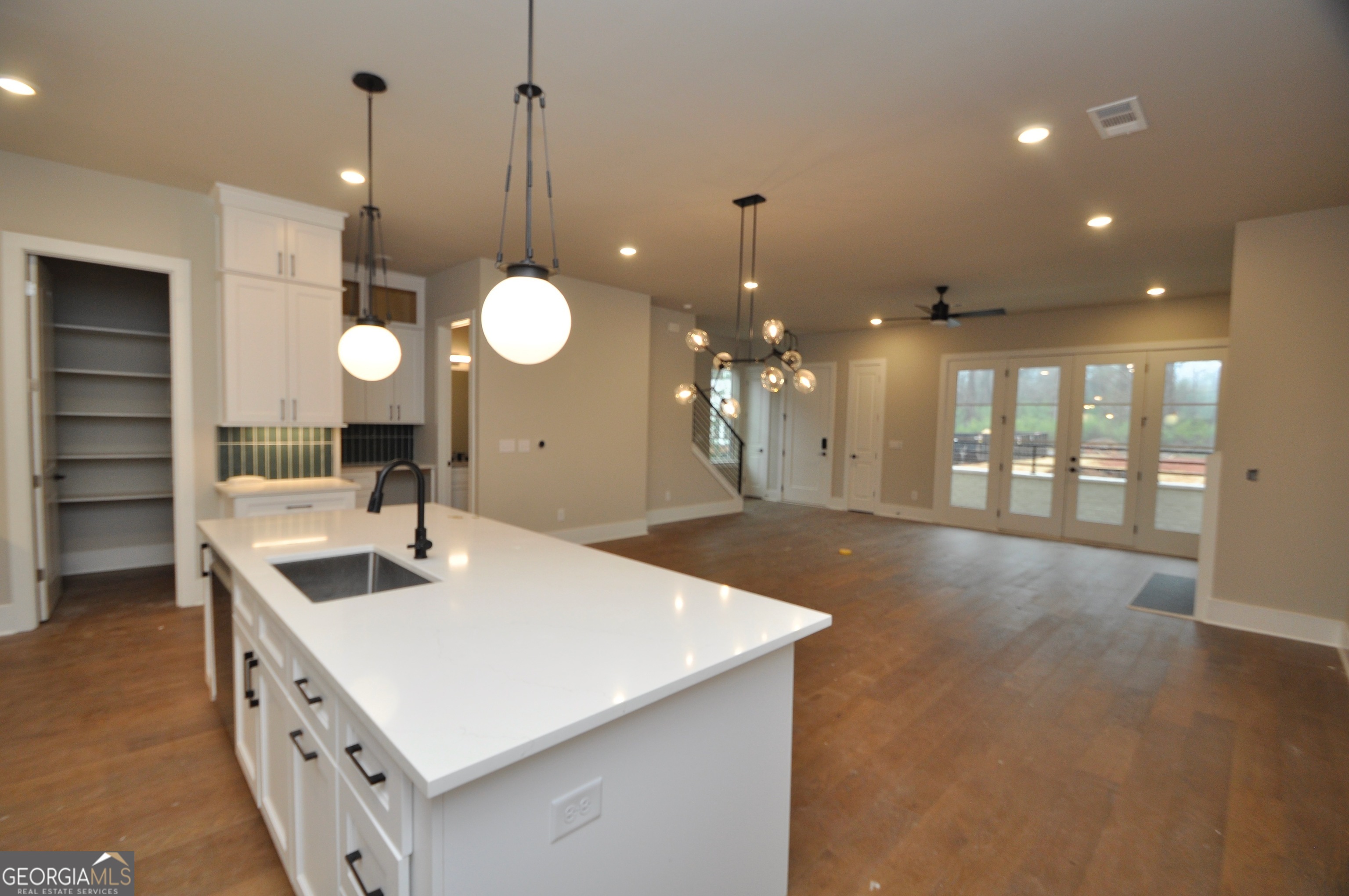 Watkinsville, Georgia, 30677, United States, 3 Bedrooms Bedrooms, ,4 BathroomsBathrooms,Residential,For Sale,1862398