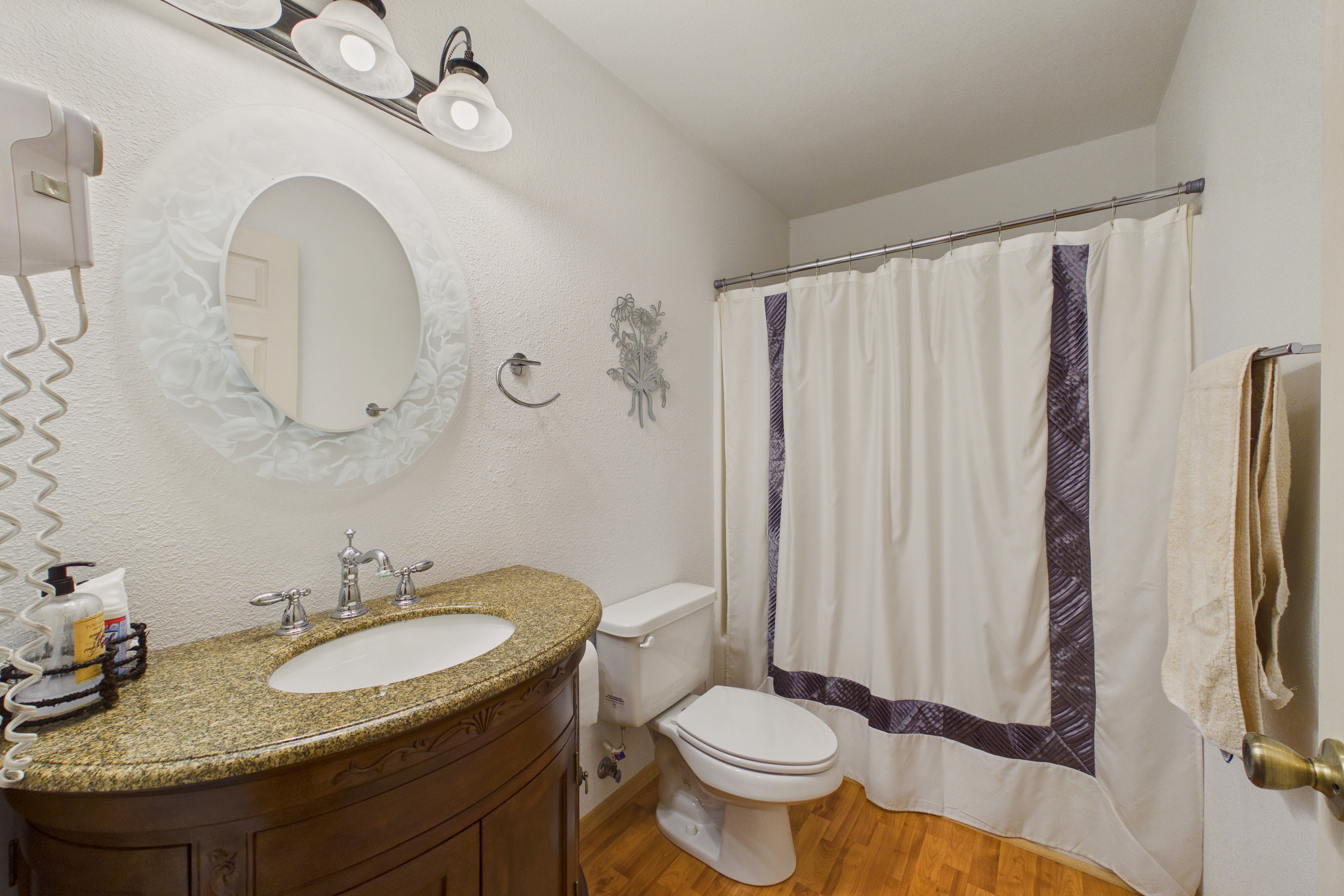 Alto, New Mexico, 88312, United States, 3 Bedrooms Bedrooms, ,2 BathroomsBathrooms,Residential,For Sale,2044418