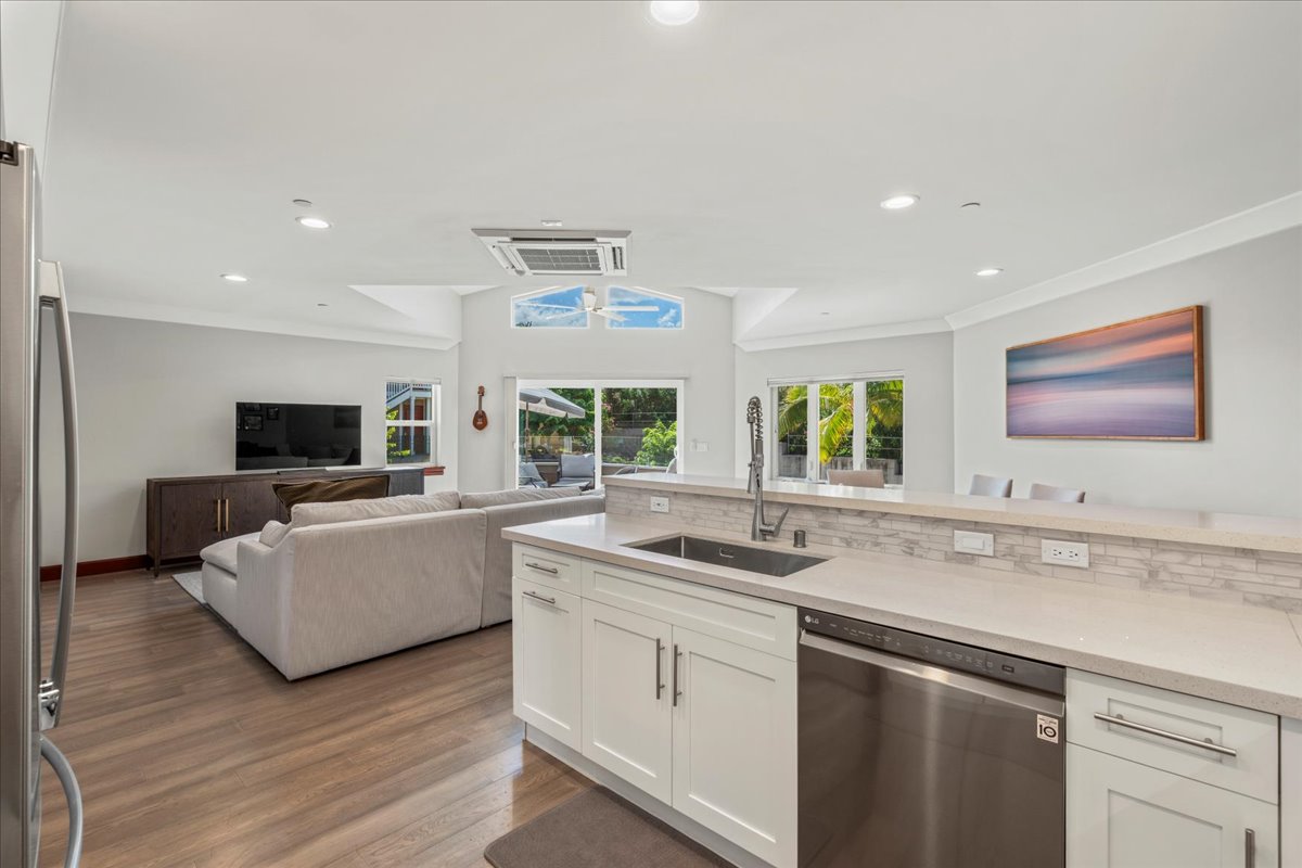 Kihei, Hawaii, 96753, United States, 2 Bedrooms Bedrooms, ,2 BathroomsBathrooms,Residential,For Sale,1977568