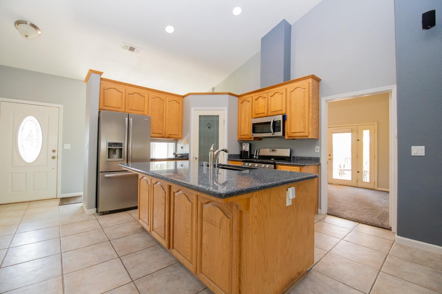 Arbuckle, California, 95912, United States, 3 Bedrooms Bedrooms, ,2 BathroomsBathrooms,Residential,For Sale,1991763