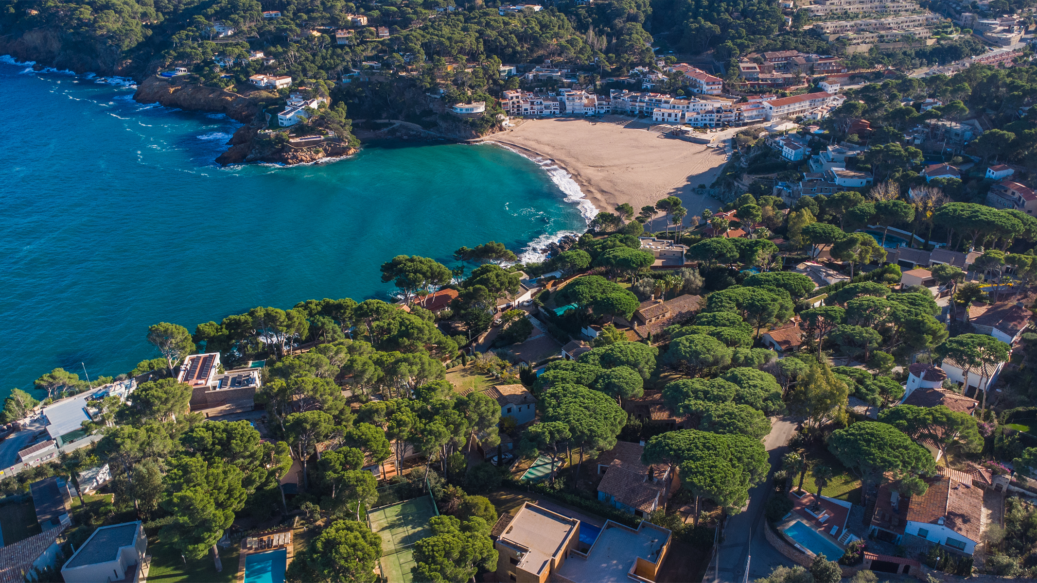  Property second line from the sea, steps from Sa Riera beach, Begur - 物件實景