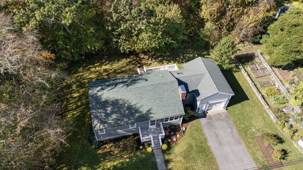 Mattapoisett, Massachusetts, 02739, United States, 3 Bedrooms Bedrooms, ,2 BathroomsBathrooms,Residential,For Sale,1987797