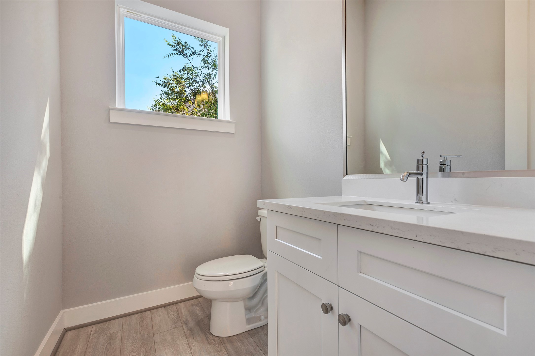 Houston, Texas, 77003, United States, 3 Bedrooms Bedrooms, ,4 BathroomsBathrooms,Residential,For Sale,1896559