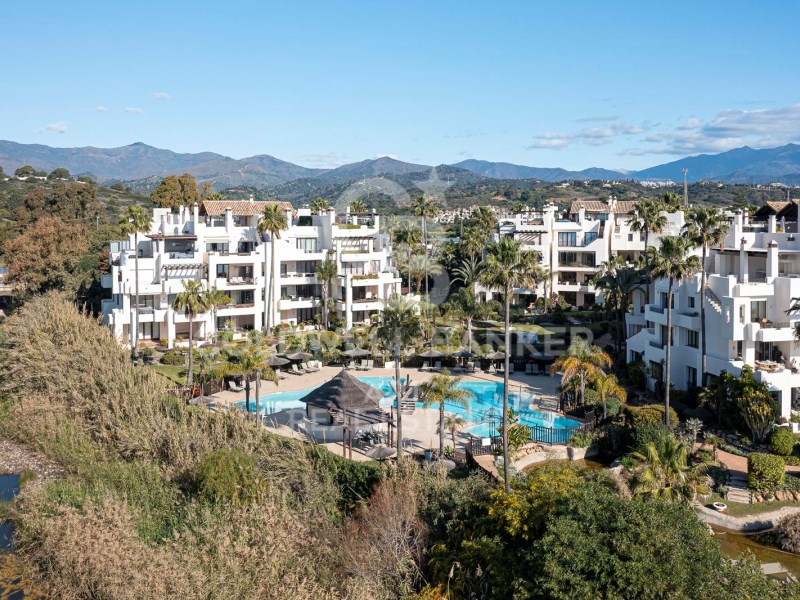 Estepona, Andalusia, ES, 3 Bedrooms Bedrooms, ,Residential,For Sale,1940839