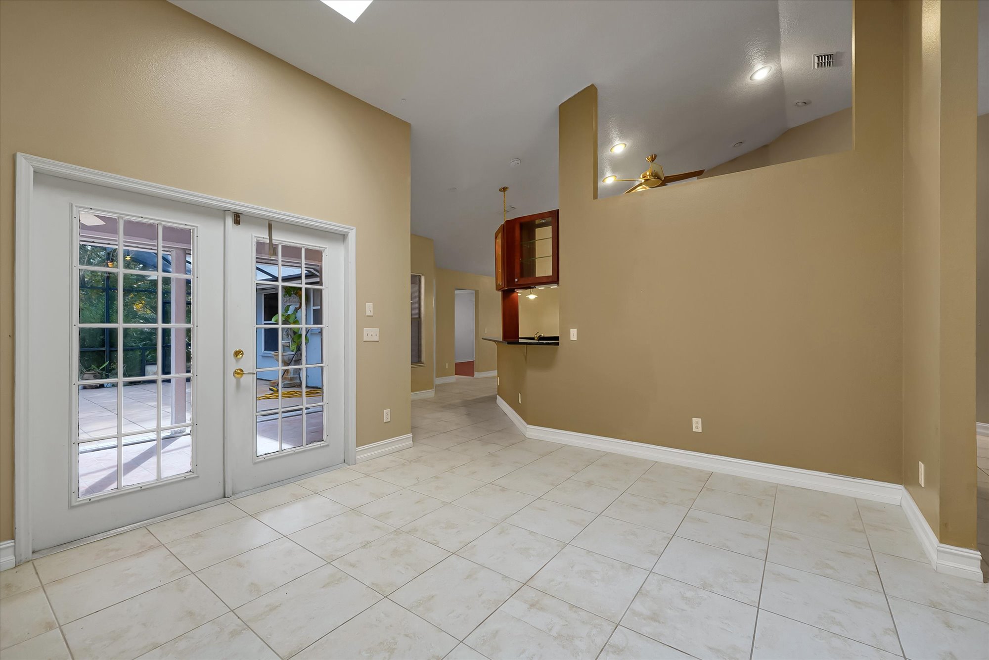 Orlando, Florida, 32833, United States, 4 Bedrooms Bedrooms, ,2 BathroomsBathrooms,Residential,For Sale,1995372