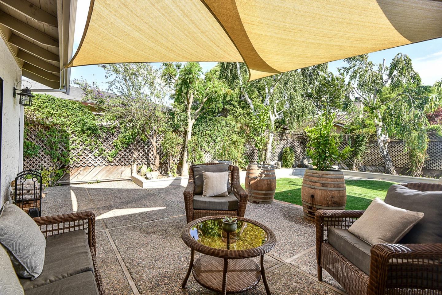 Hollister, California, 95023, United States, 3 Bedrooms Bedrooms, ,2 BathroomsBathrooms,Residential,For Sale,1983755