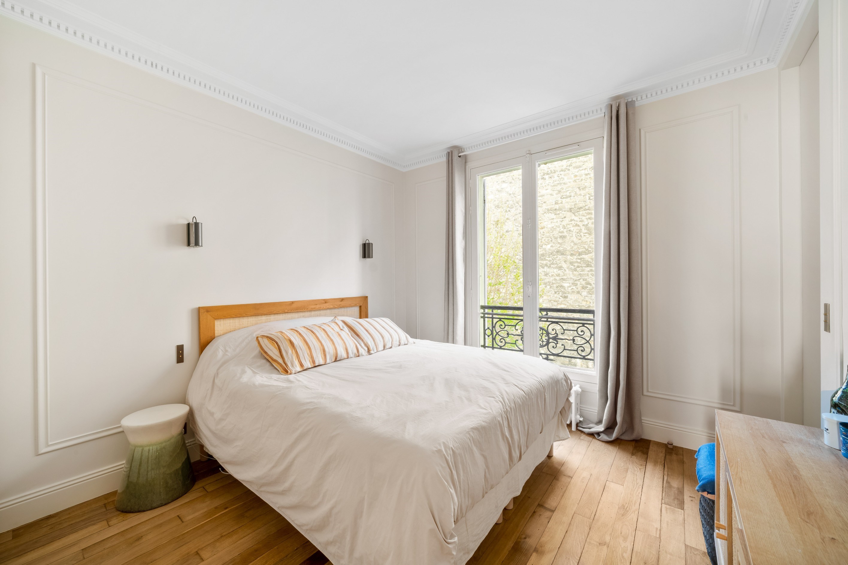  Paris 18th – Abbesses – Magnificent bright and dual-aspect four-room apartment - 物件實景