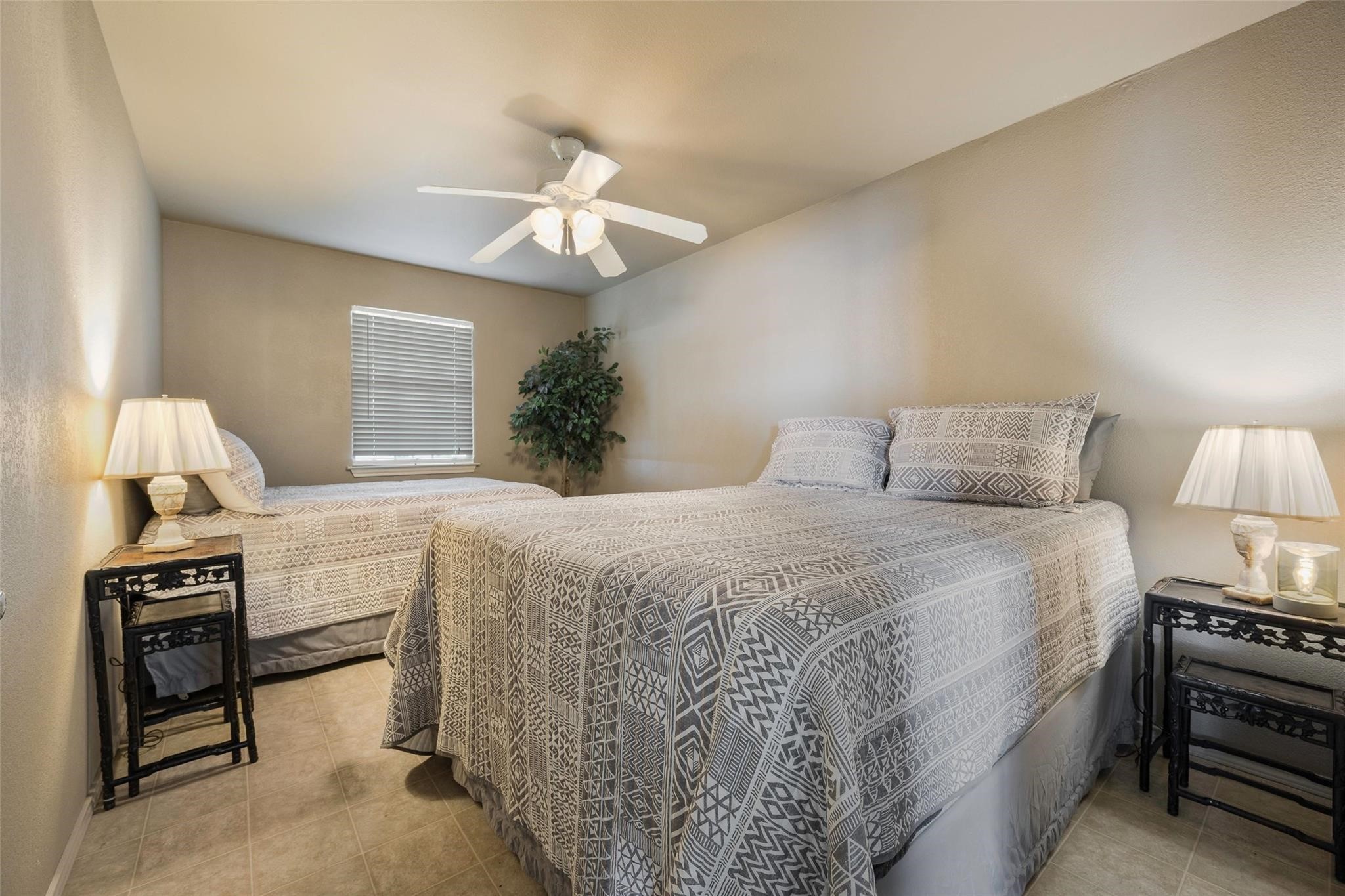 Quitman, Texas, 75783, United States, 5 Bedrooms Bedrooms, ,2 BathroomsBathrooms,Residential,For Sale,1723436