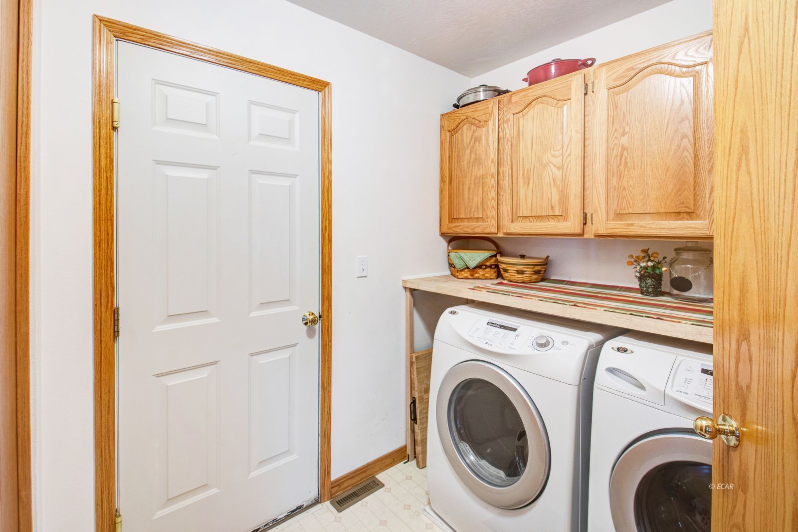 Elko, Nevada, 89801, United States, 4 Bedrooms Bedrooms, ,4 BathroomsBathrooms,Residential,For Sale,1696751