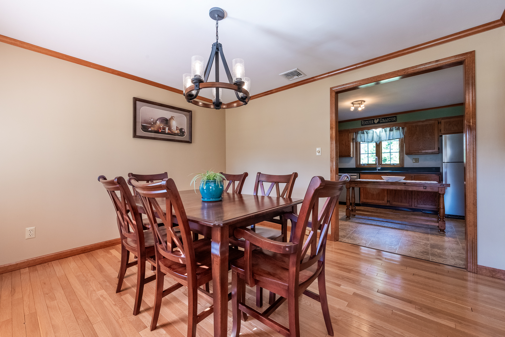  Beautifully Maintained Colonial Set on Over 2.5 Acres - 物件實景