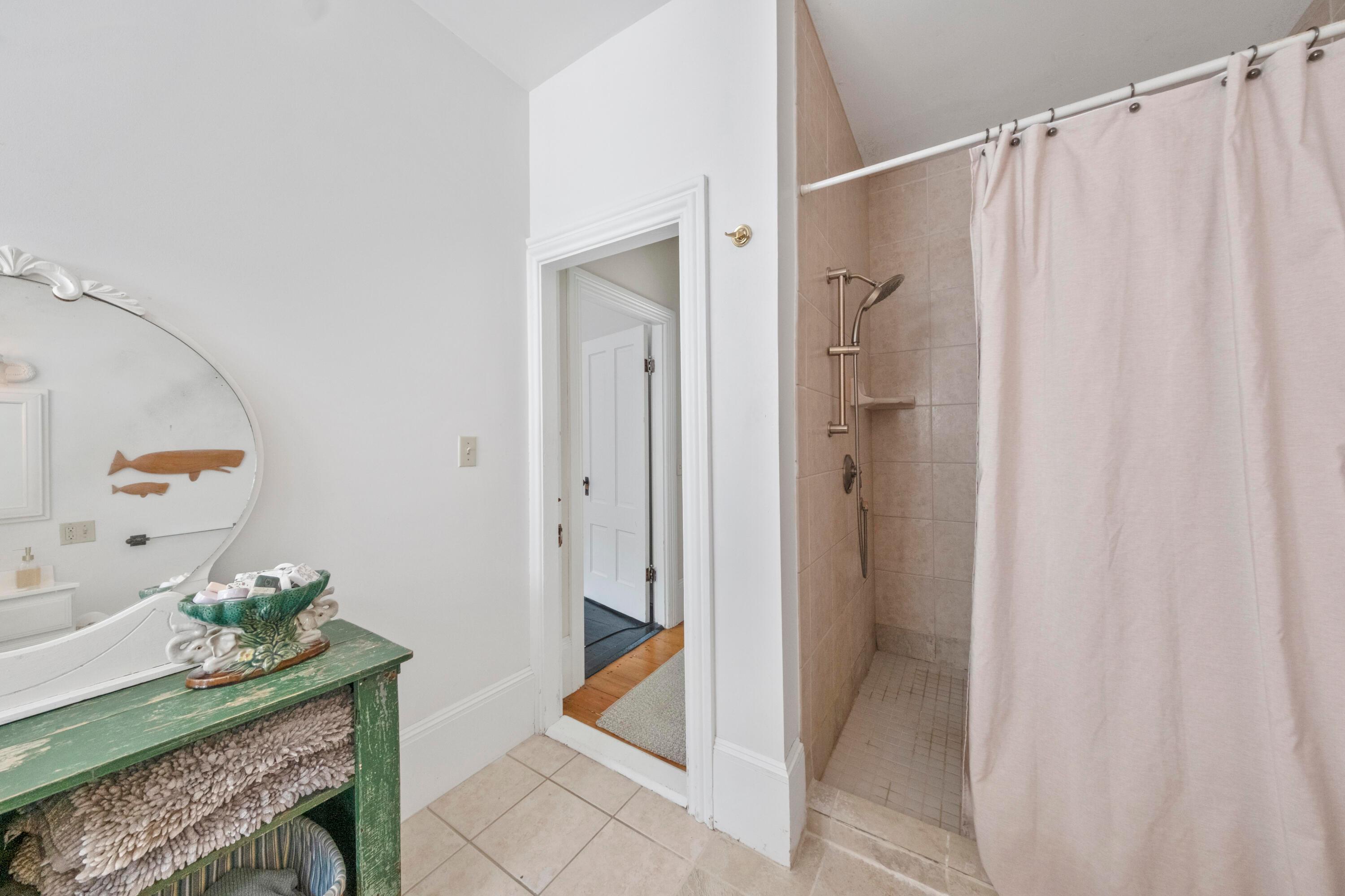  208 High Street - 物件實景