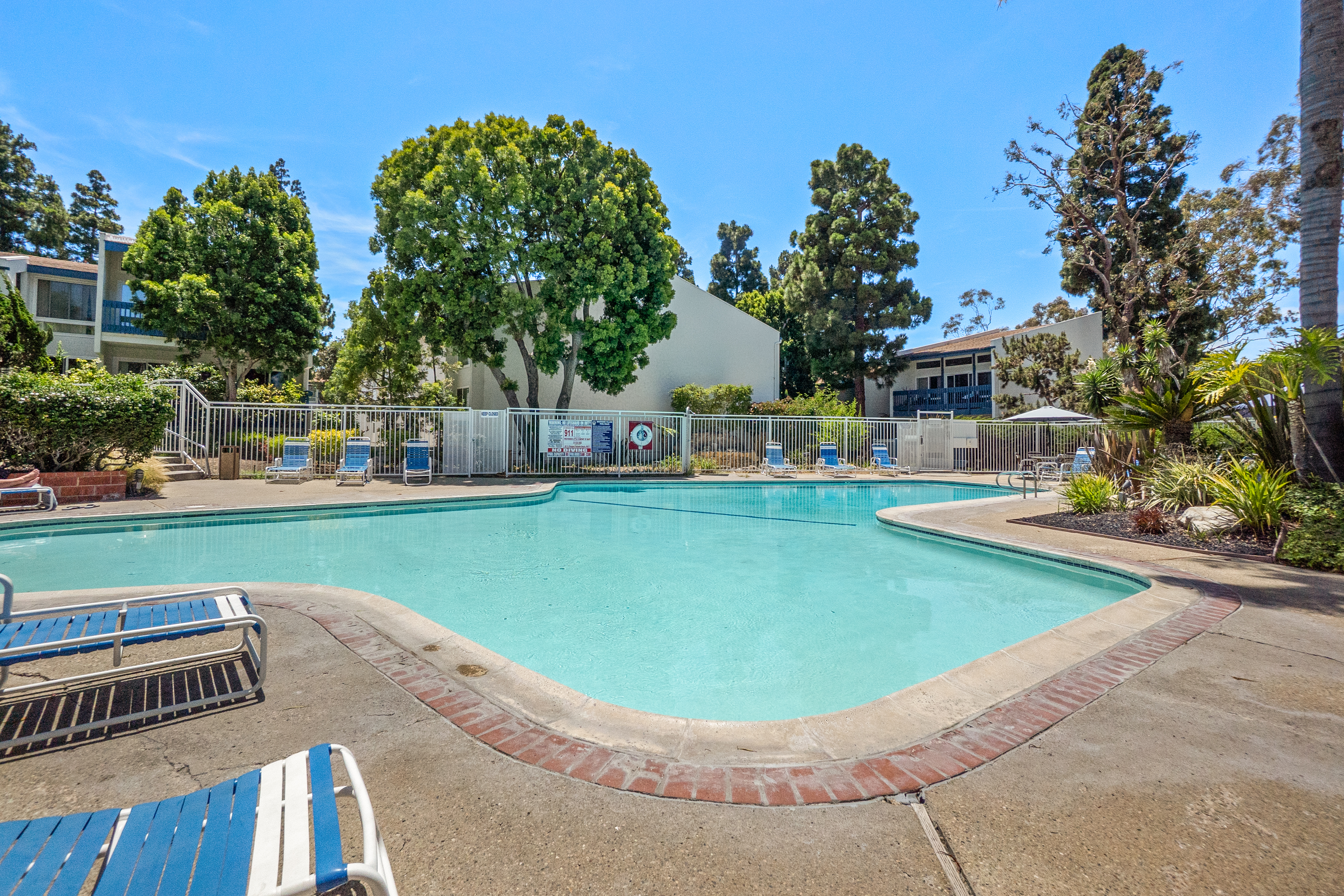  906 Camino Real, Redondo Beach, CA 90277 - 物件實景