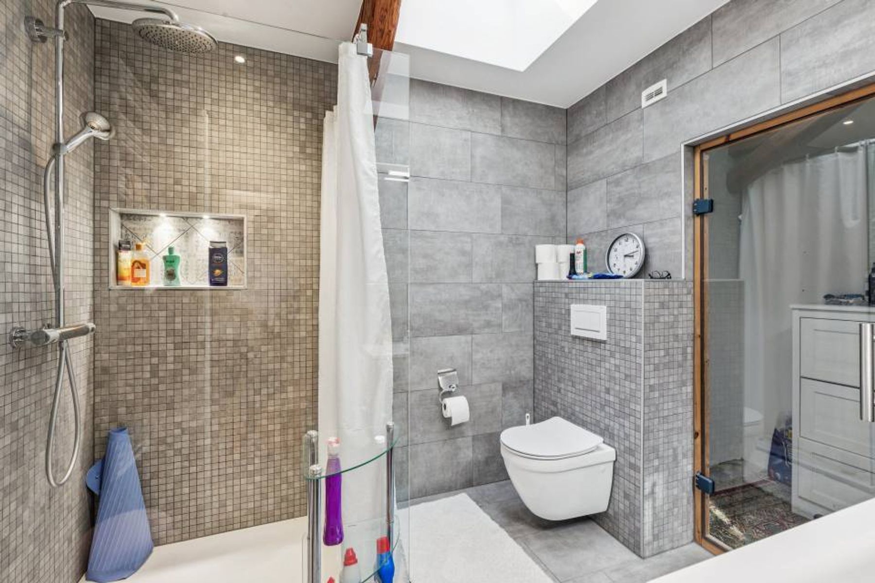  Authentic cachet and exceptional potential for this renovated property - 物件實景