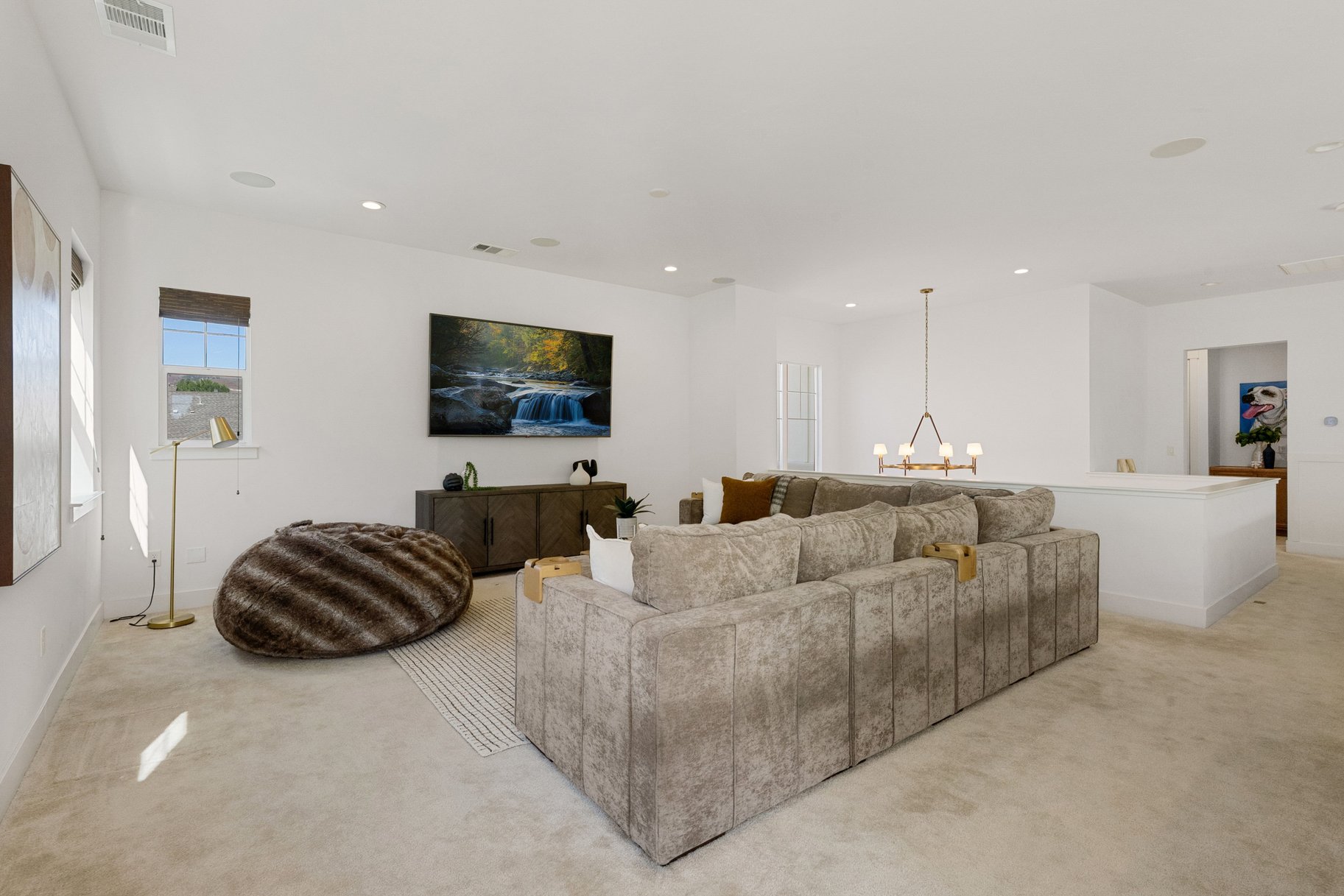  Custom 5-Bedroom Home on a Premium Lot in Rancharrah - 物件實景