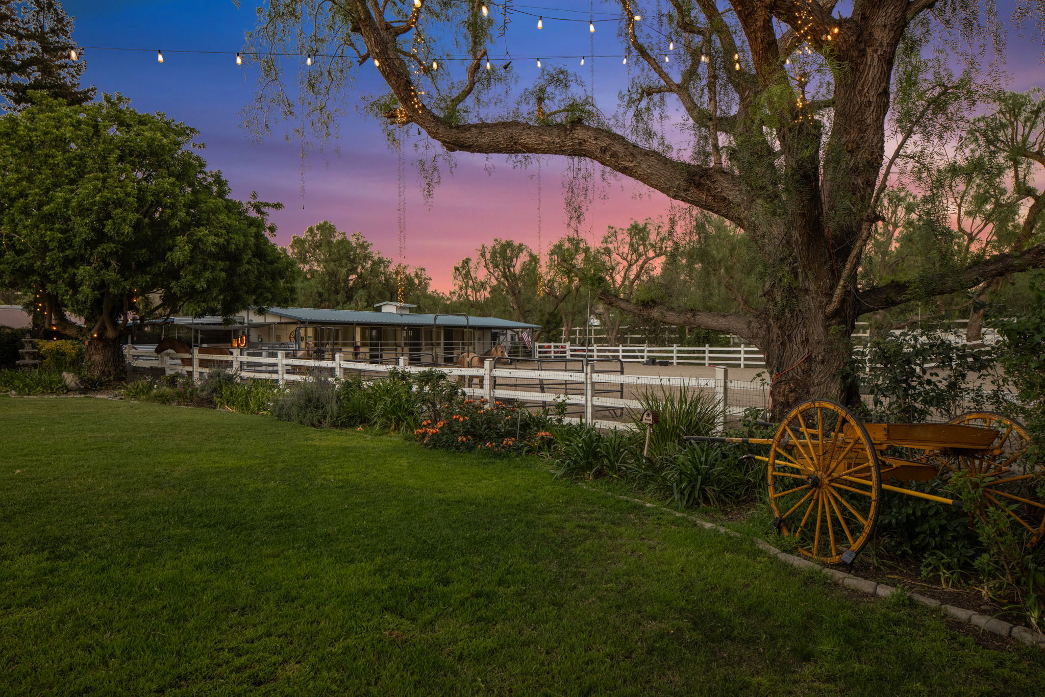  2390 Glenside Lane - 物件實景