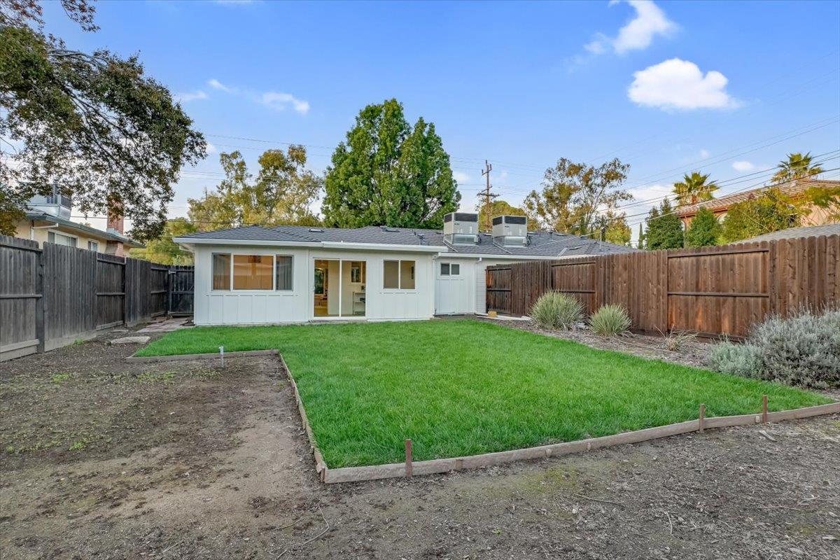 Sacramento, California, 95864, United States, ,Residential,For Sale,1989325