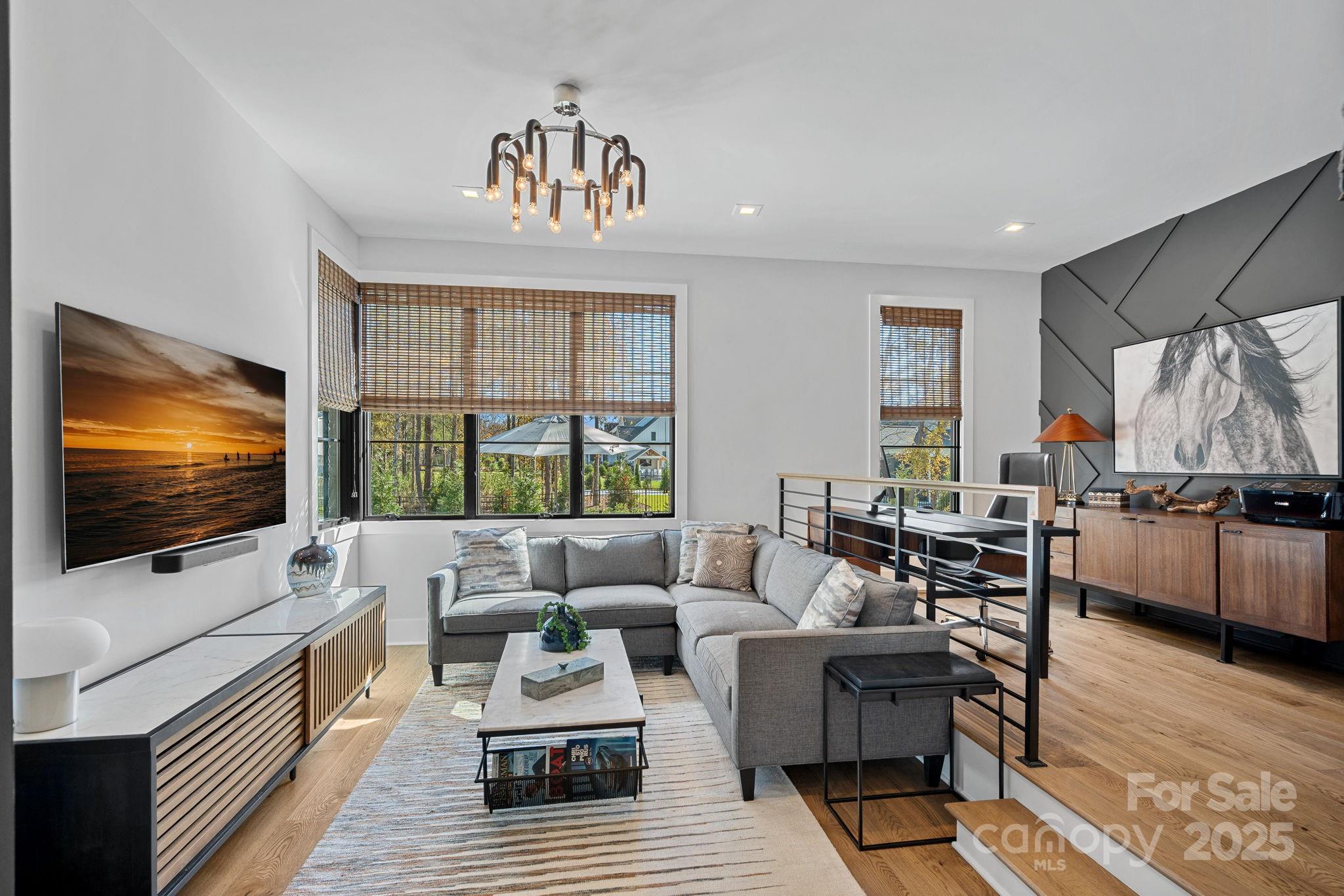 Davidson, North Carolina, 28036, United States, 5 Bedrooms Bedrooms, ,7 BathroomsBathrooms,Residential,For Sale,1989460