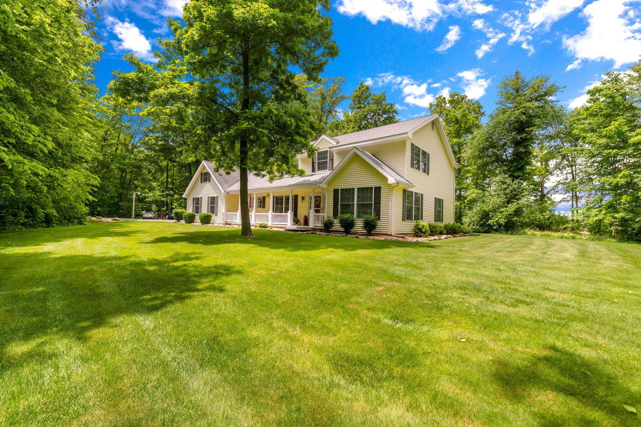 Marion, Ohio, 43302, United States, 5 Bedrooms Bedrooms, ,4 BathroomsBathrooms,Residential,For Sale,1995862