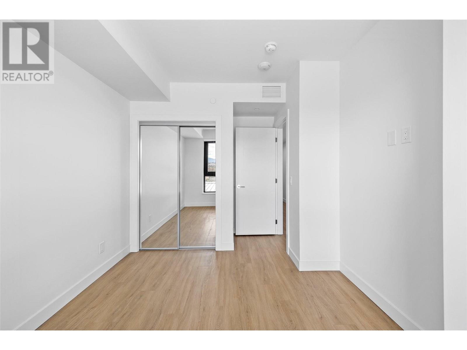 KELOWNA, British Columbia, V1W 3L2, CA, 1 Bedroom Bedrooms, ,1 BathroomBathrooms,Residential,For Sale,1839166