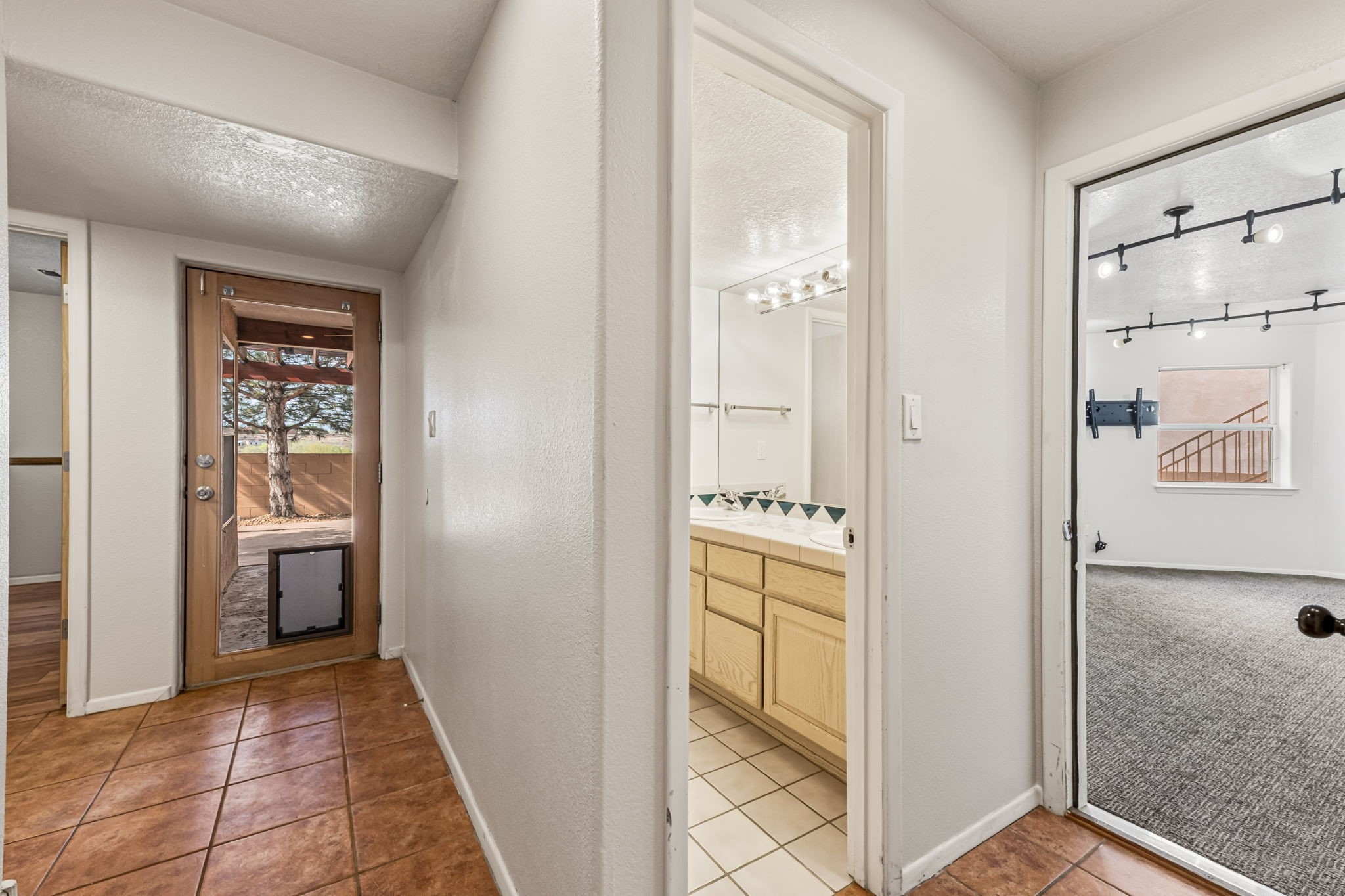  901 Calle Coronado - 物件實景