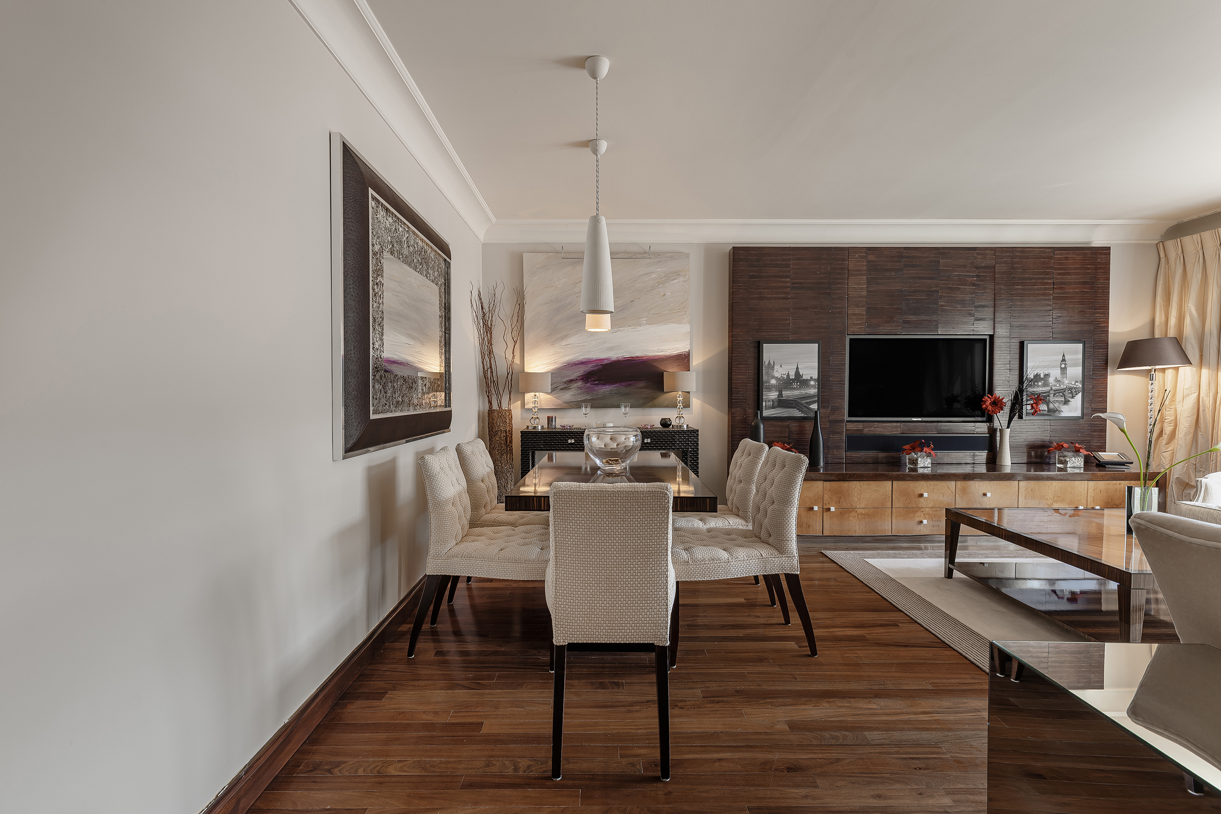  A Third-Floor Apartment with Two Balconies in a Sought-After Kensington Developm - 物件實景