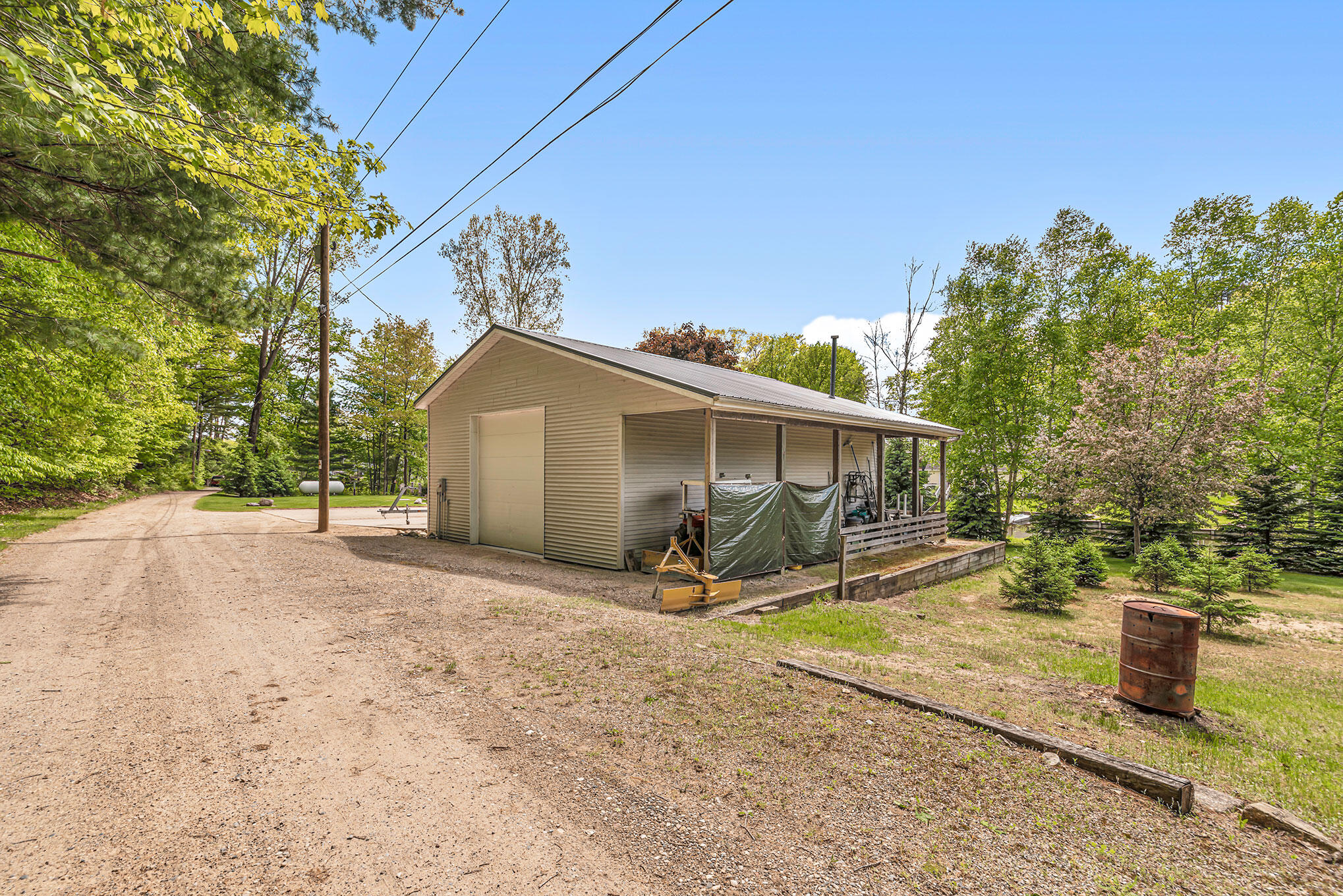 Newaygo, Michigan, 49337, United States, 3 Bedrooms Bedrooms, ,2 BathroomsBathrooms,Residential,For Sale,1836711